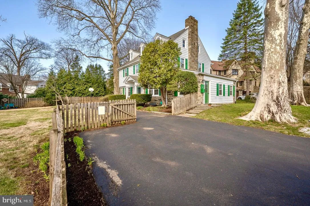 Wayne, Pennsylvania 19087, United States, 5 Bedrooms Bedrooms, ,4 BathroomsBathrooms,Residential,Coming Soon,98989