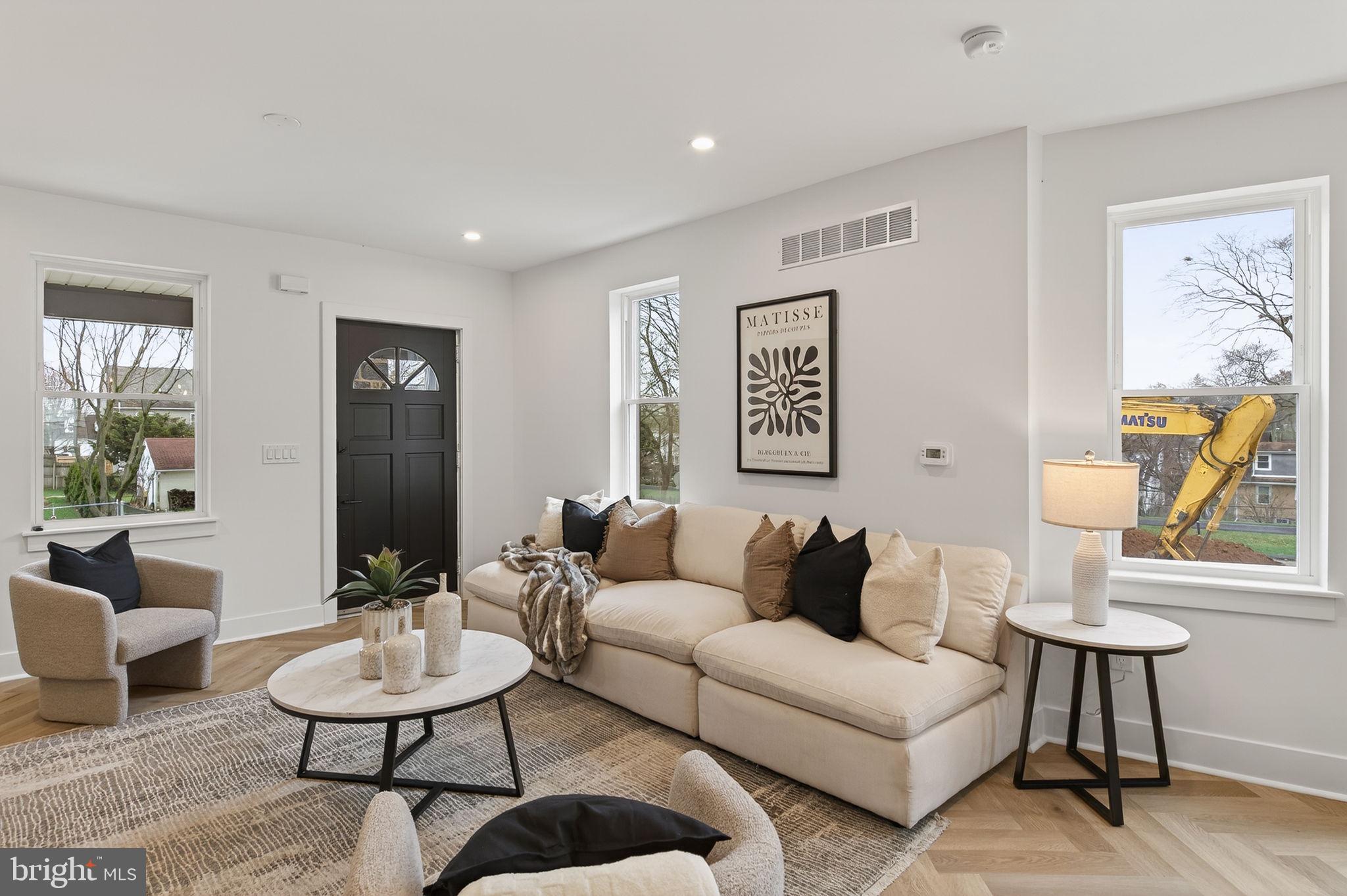 LLANERCH - Residential