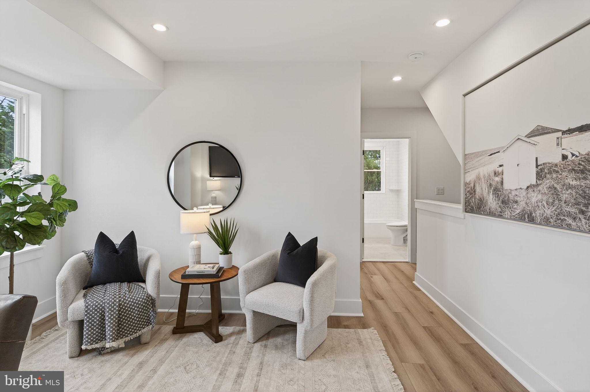 LLANERCH - Residential