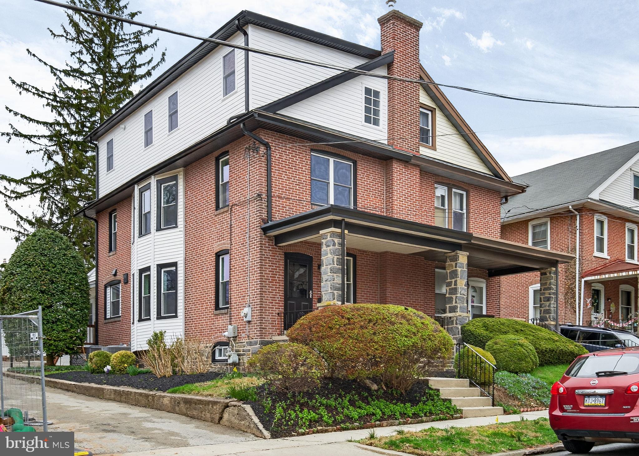 LLANERCH - Residential