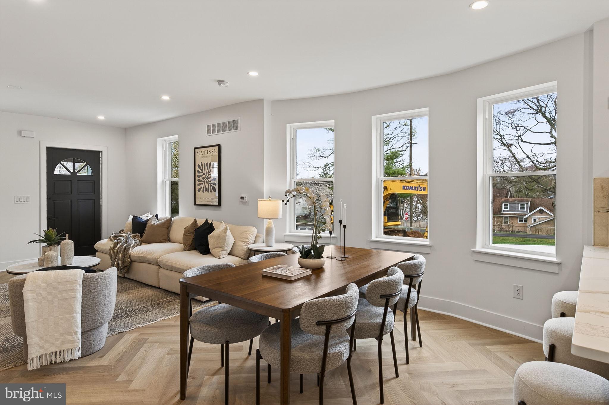 LLANERCH - Residential