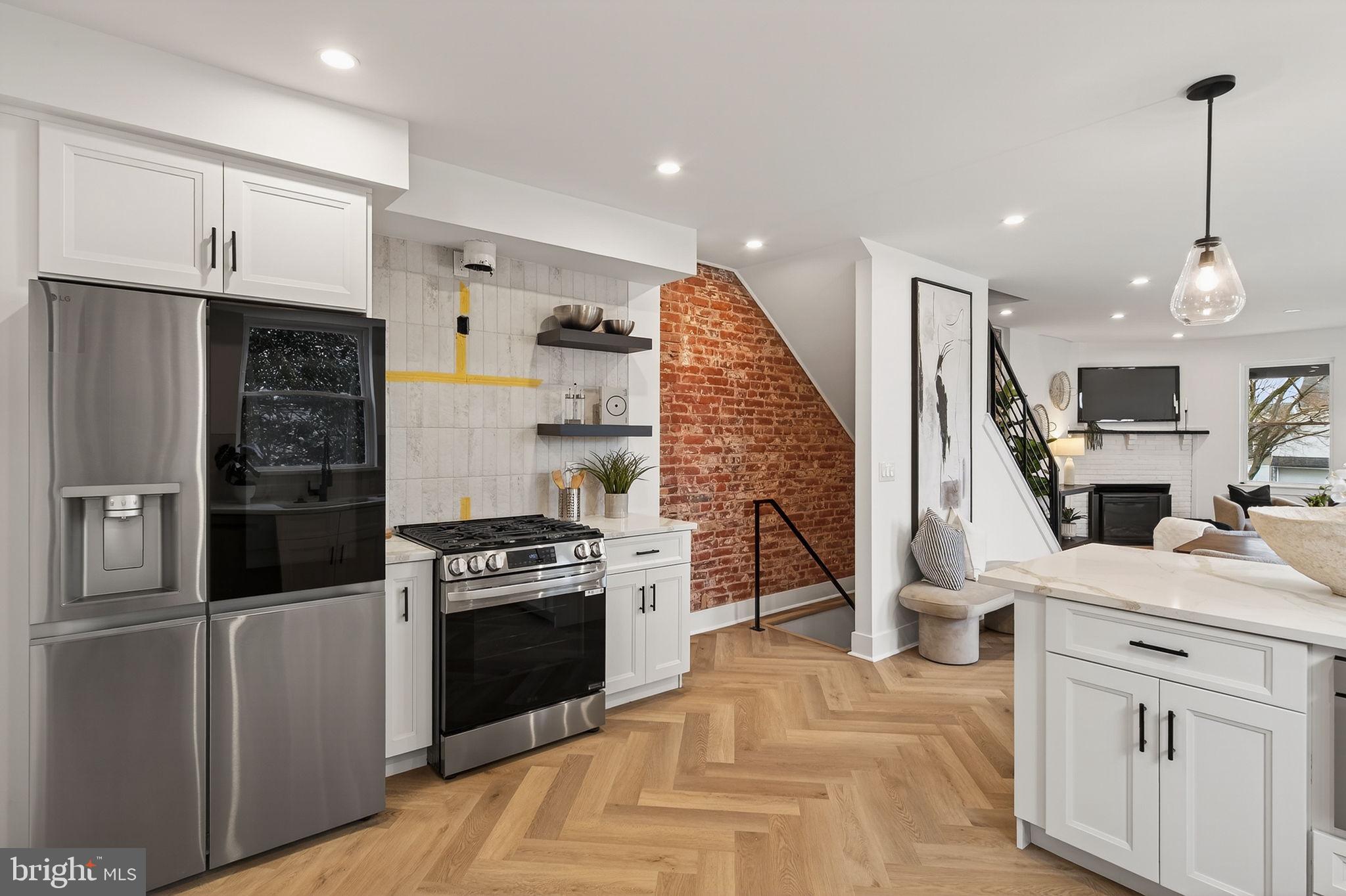 LLANERCH - Residential