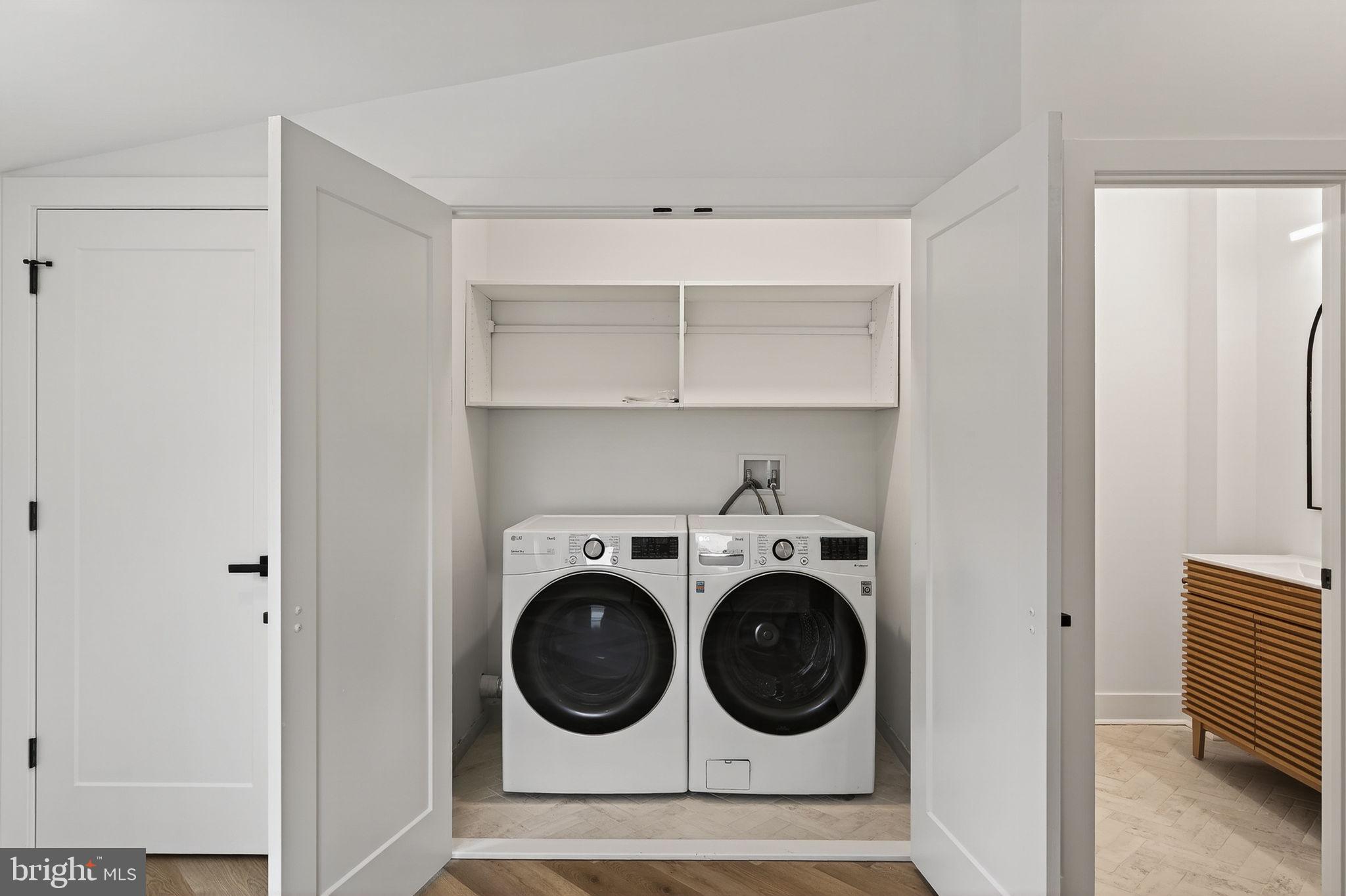 LLANERCH - Residential