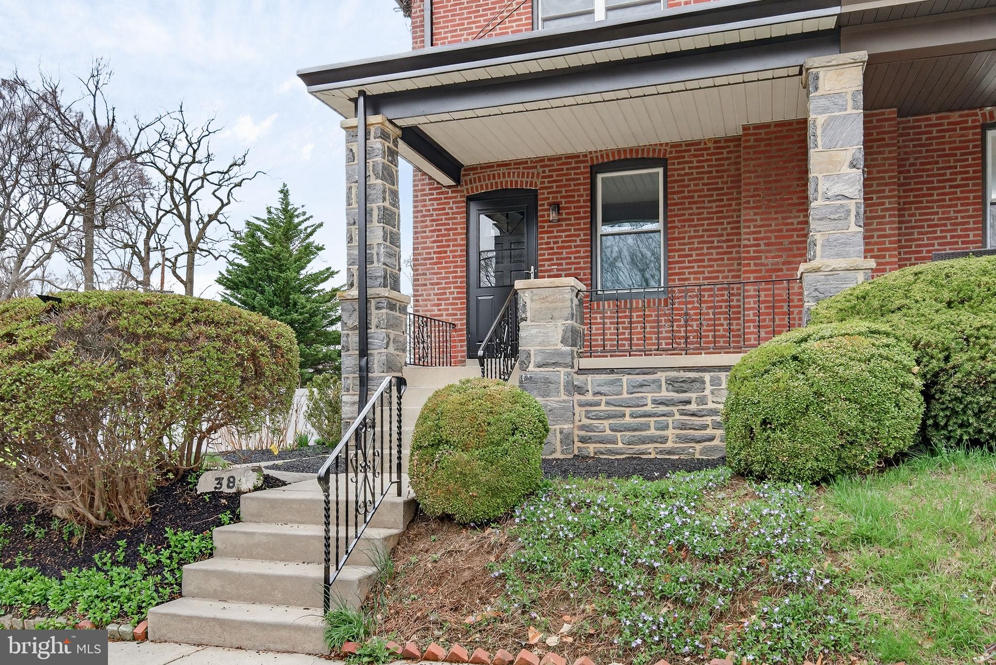 LLANERCH - Residential