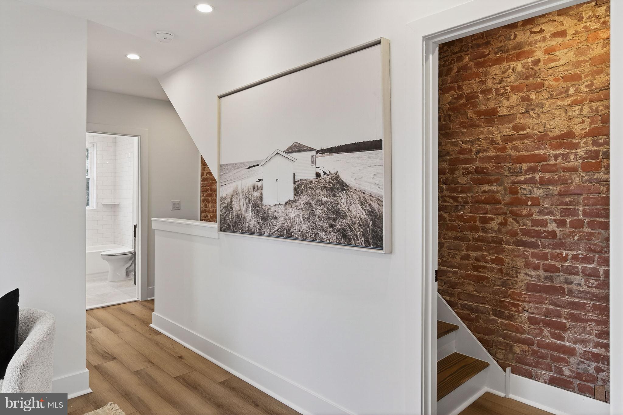 LLANERCH - Residential