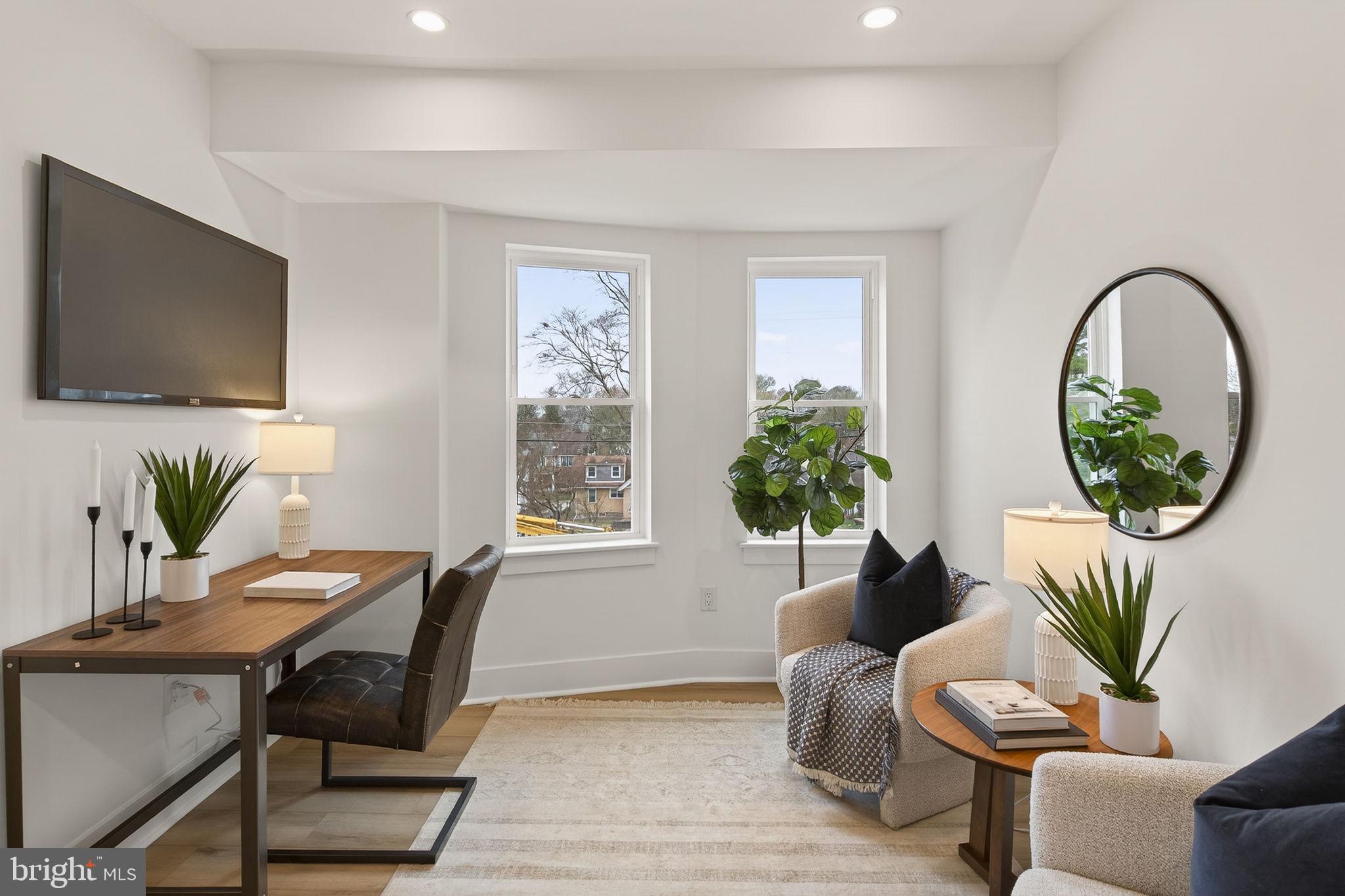 LLANERCH - Residential