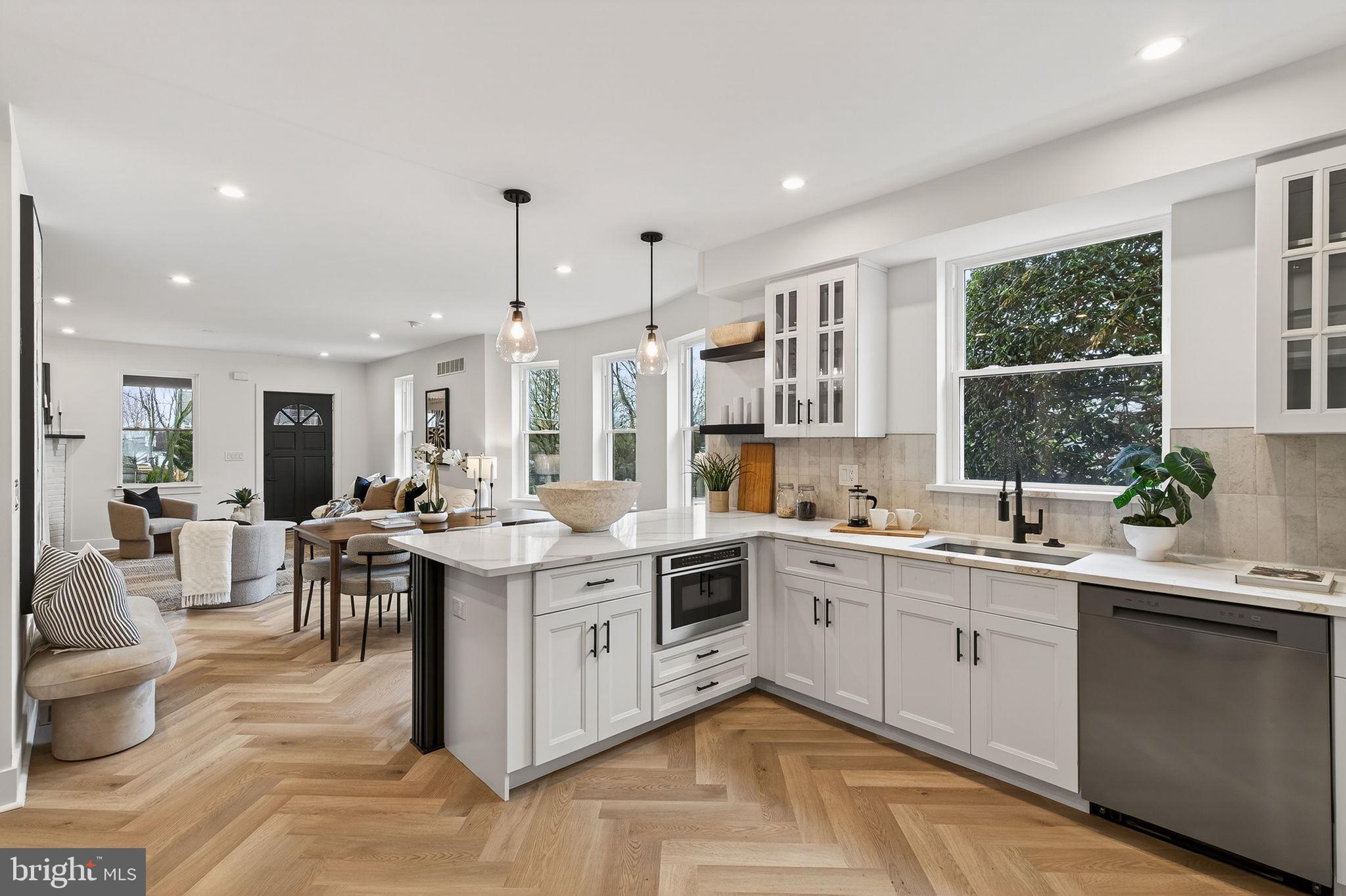 LLANERCH - Residential