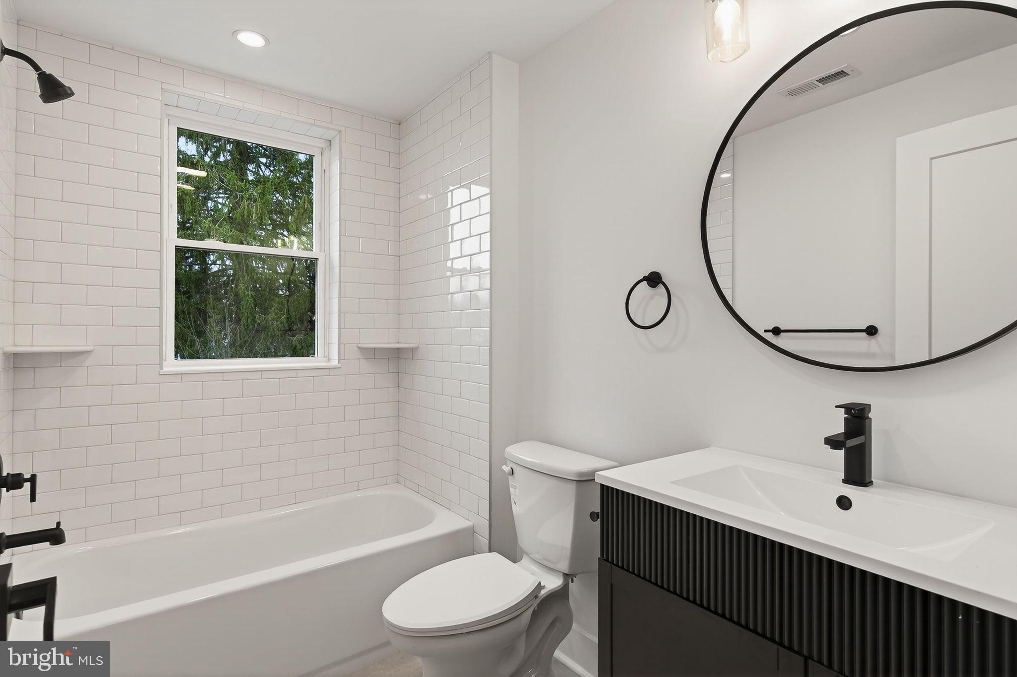 LLANERCH - Residential