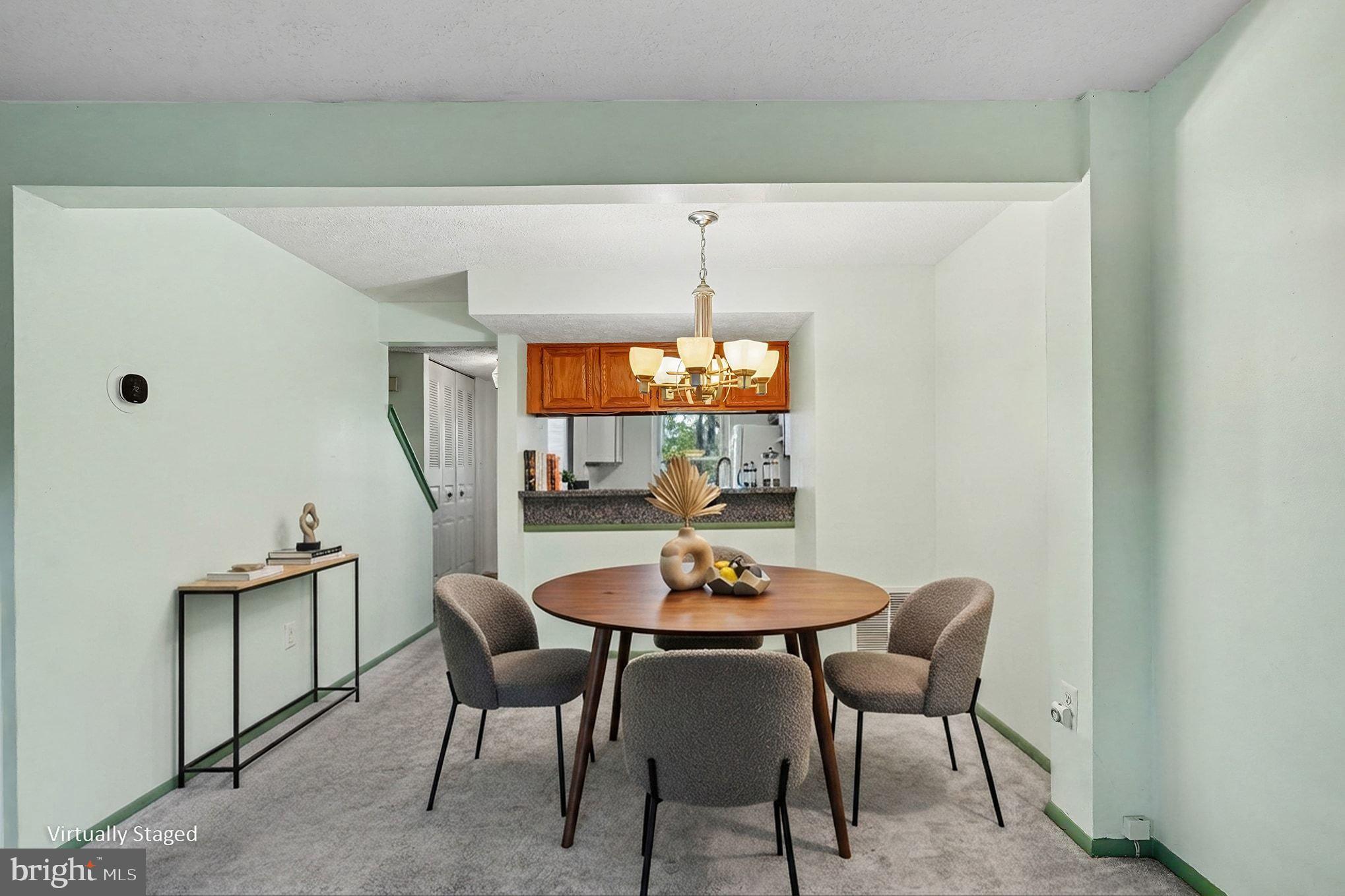 10 AVONSHIRE COURT