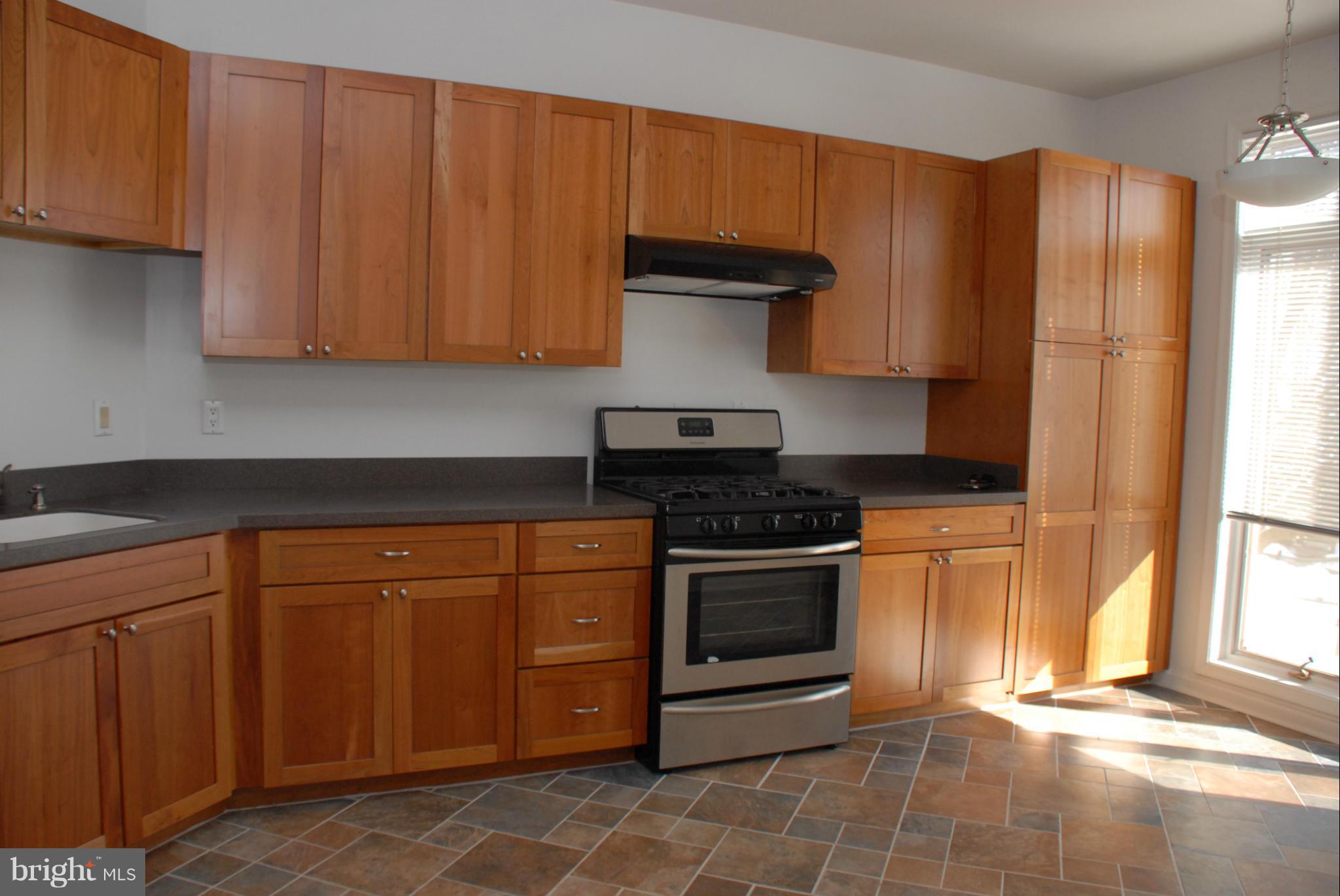 VILLAS ON WATERS EDGE - Residential Lease