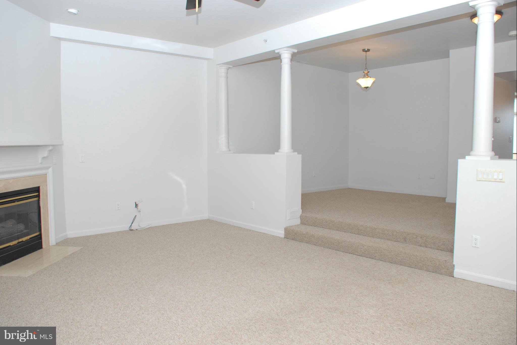 VILLAS ON WATERS EDGE - Residential Lease