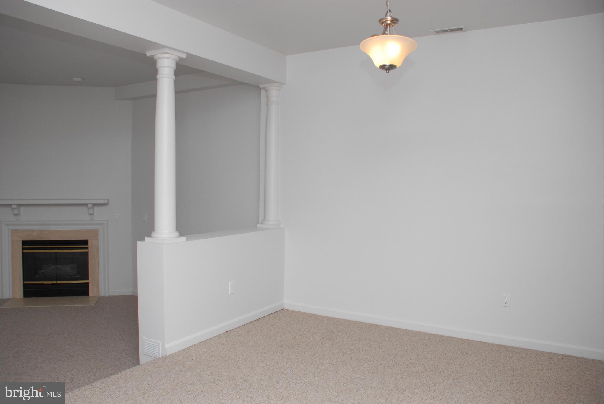 VILLAS ON WATERS EDGE - Residential Lease