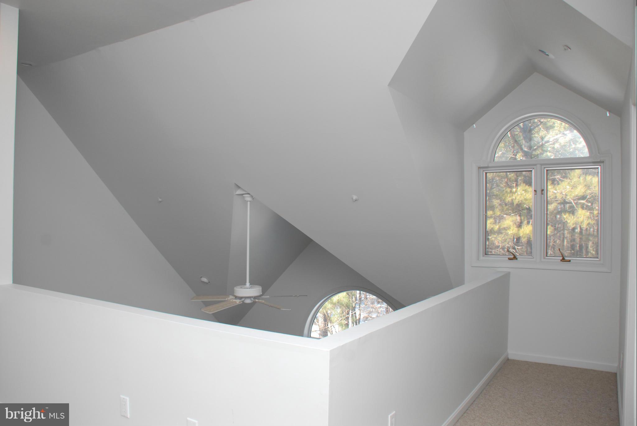 VILLAS ON WATERS EDGE - Residential Lease