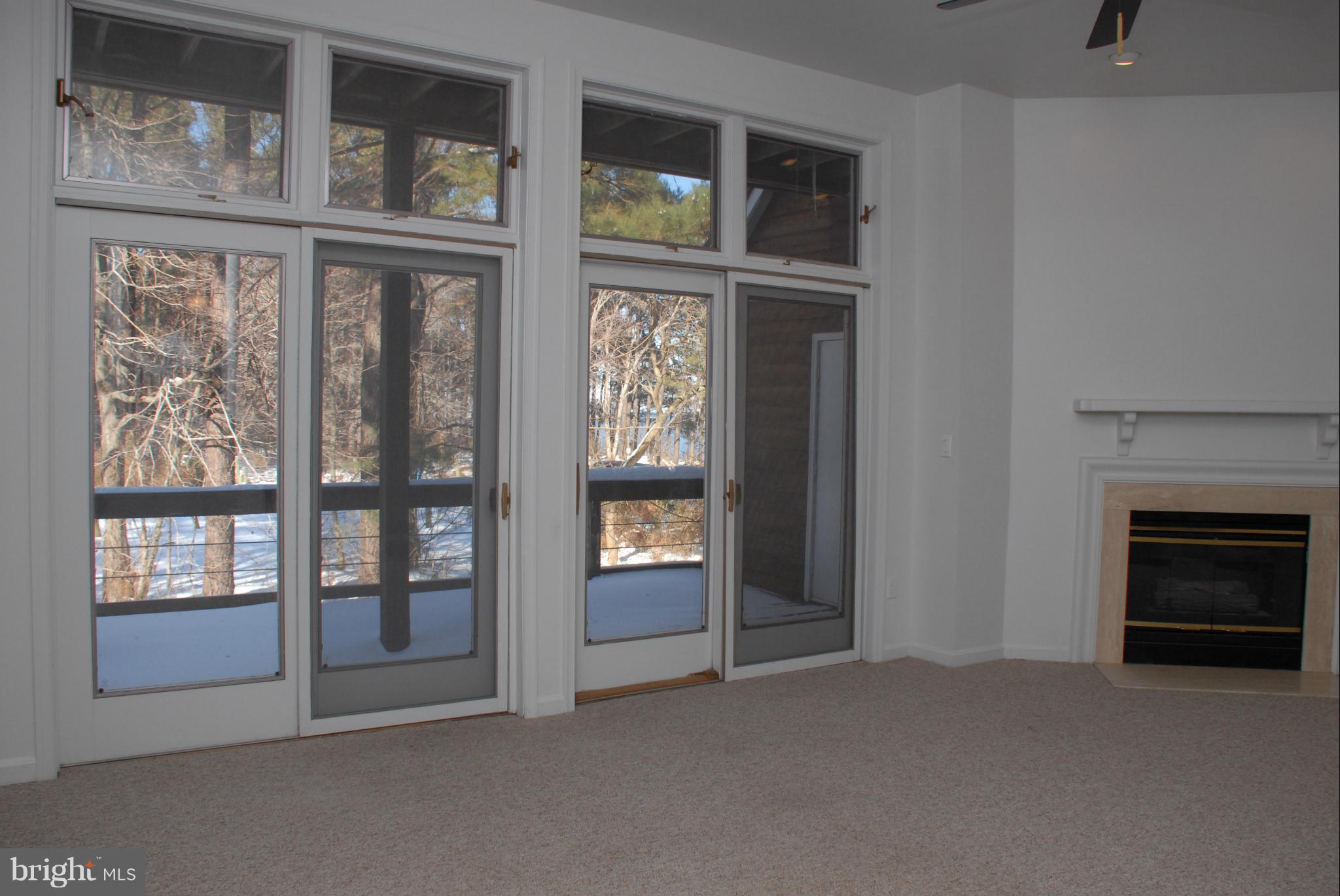 VILLAS ON WATERS EDGE - Residential Lease