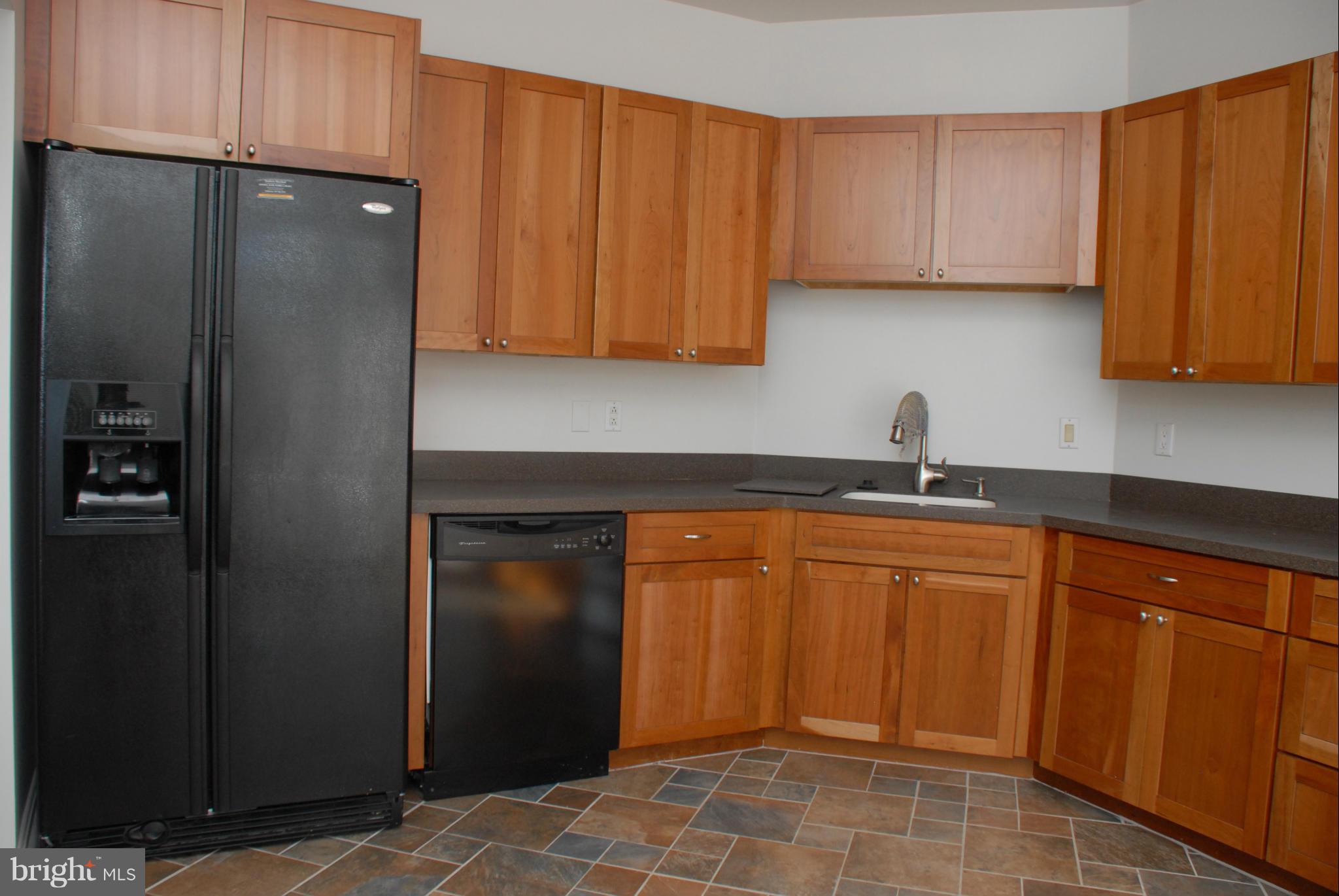 VILLAS ON WATERS EDGE - Residential Lease