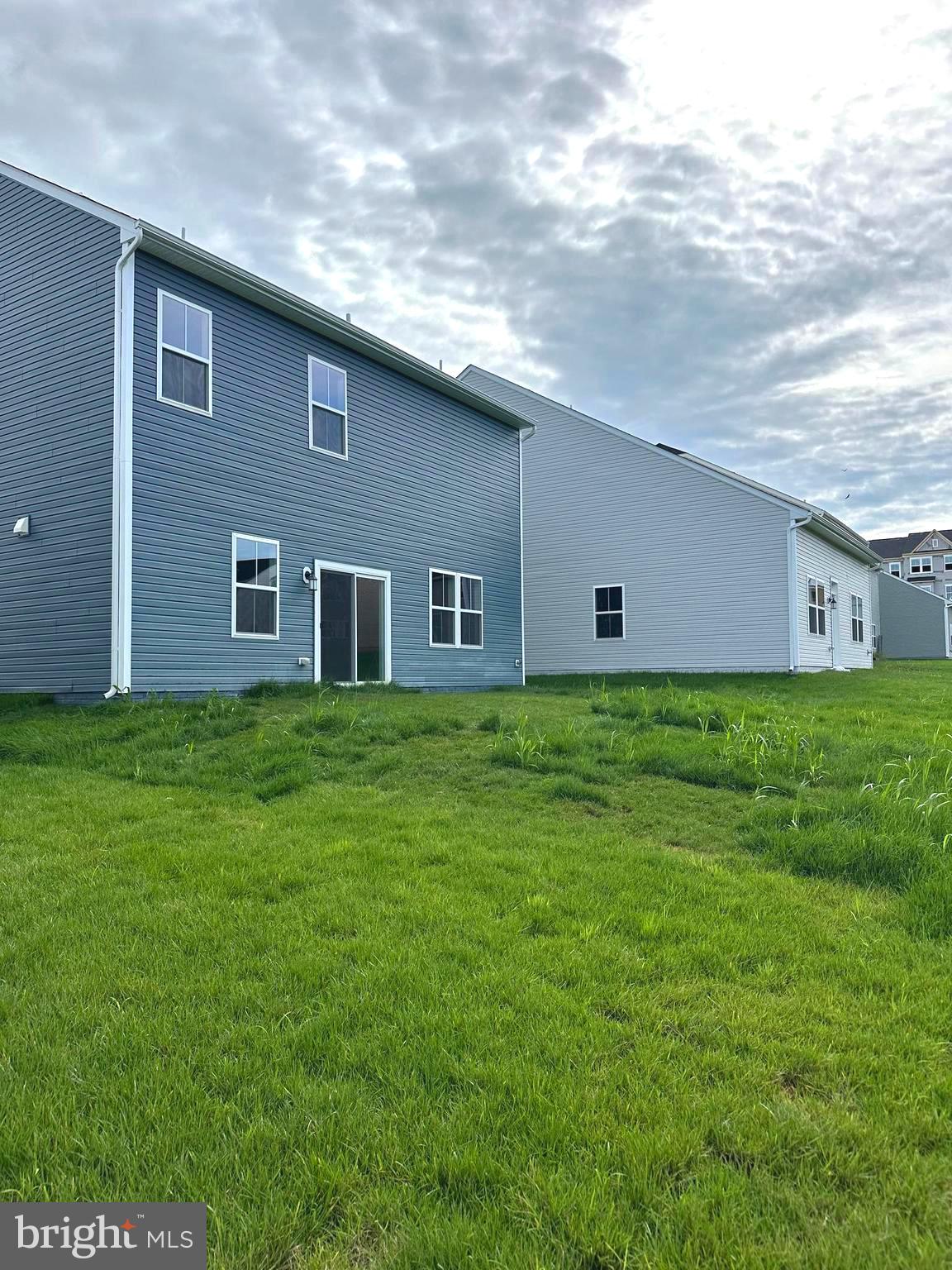 RED CLOVER MEADOWS - Residential Lease