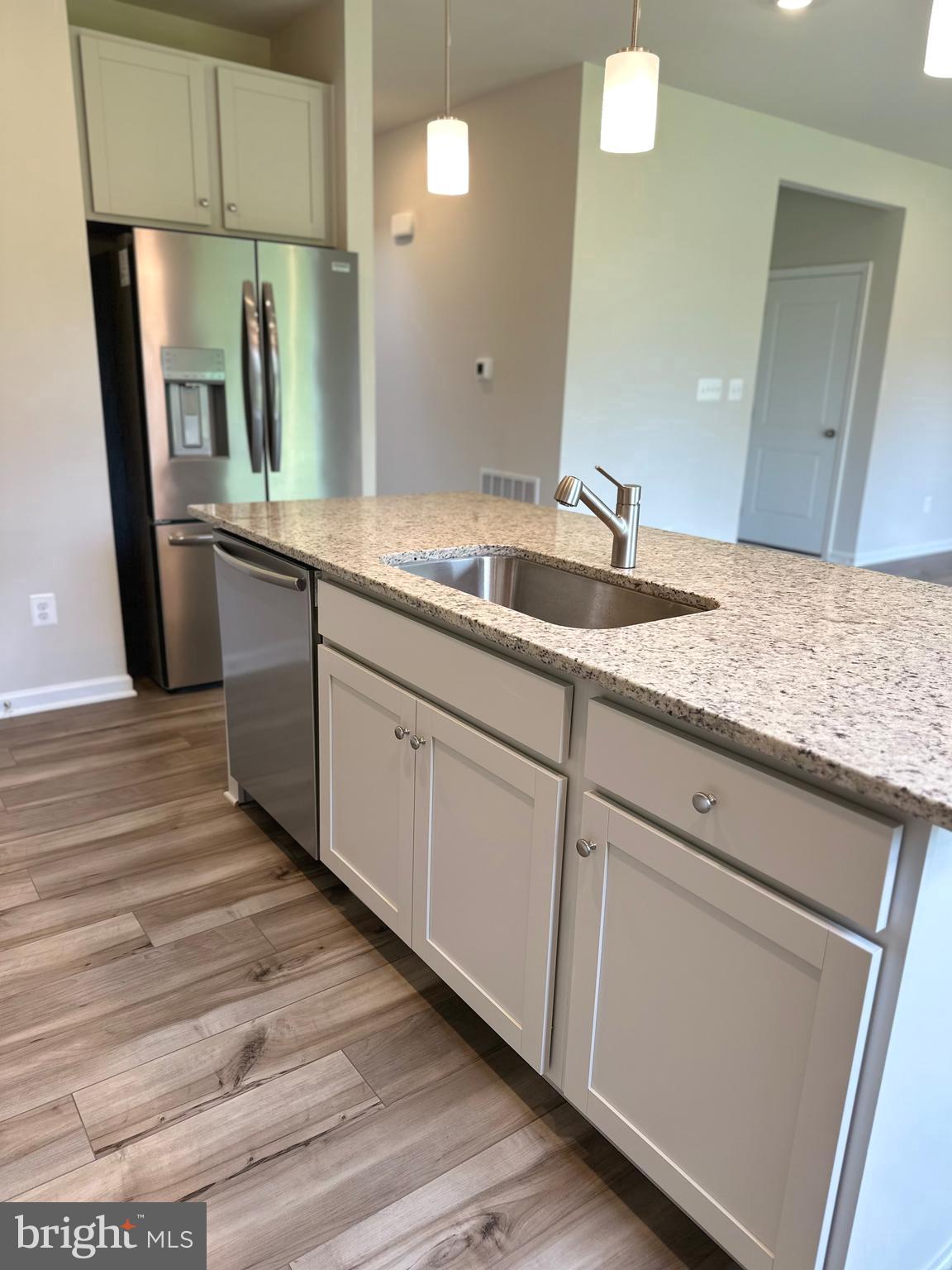 RED CLOVER MEADOWS - Residential Lease