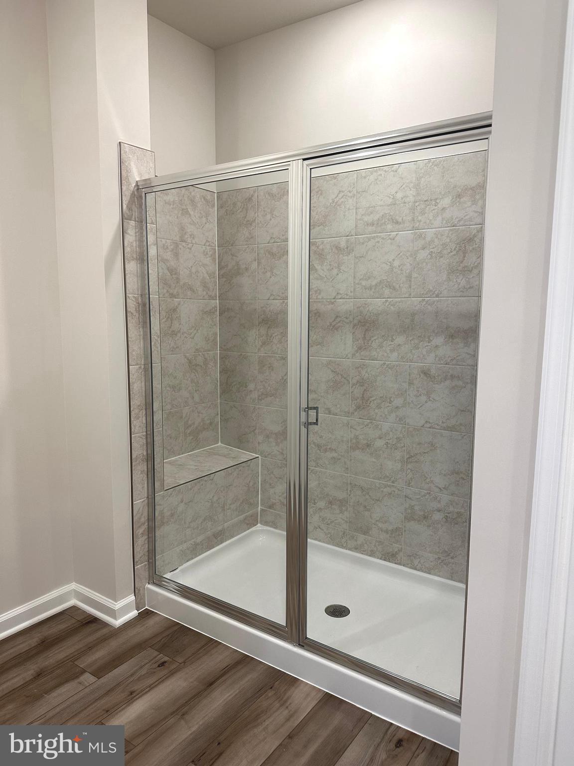 RED CLOVER MEADOWS - Residential Lease