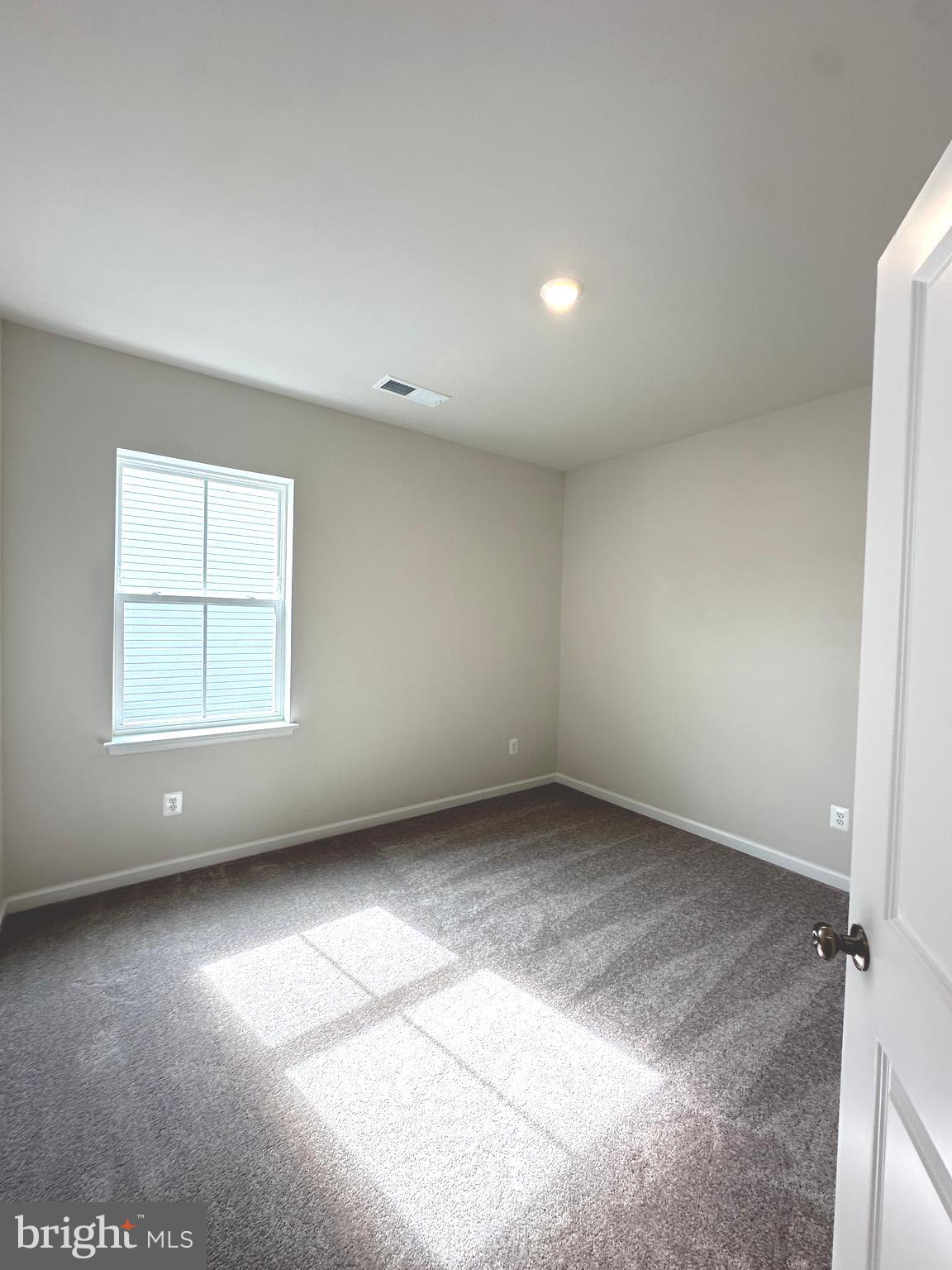 RED CLOVER MEADOWS - Residential Lease