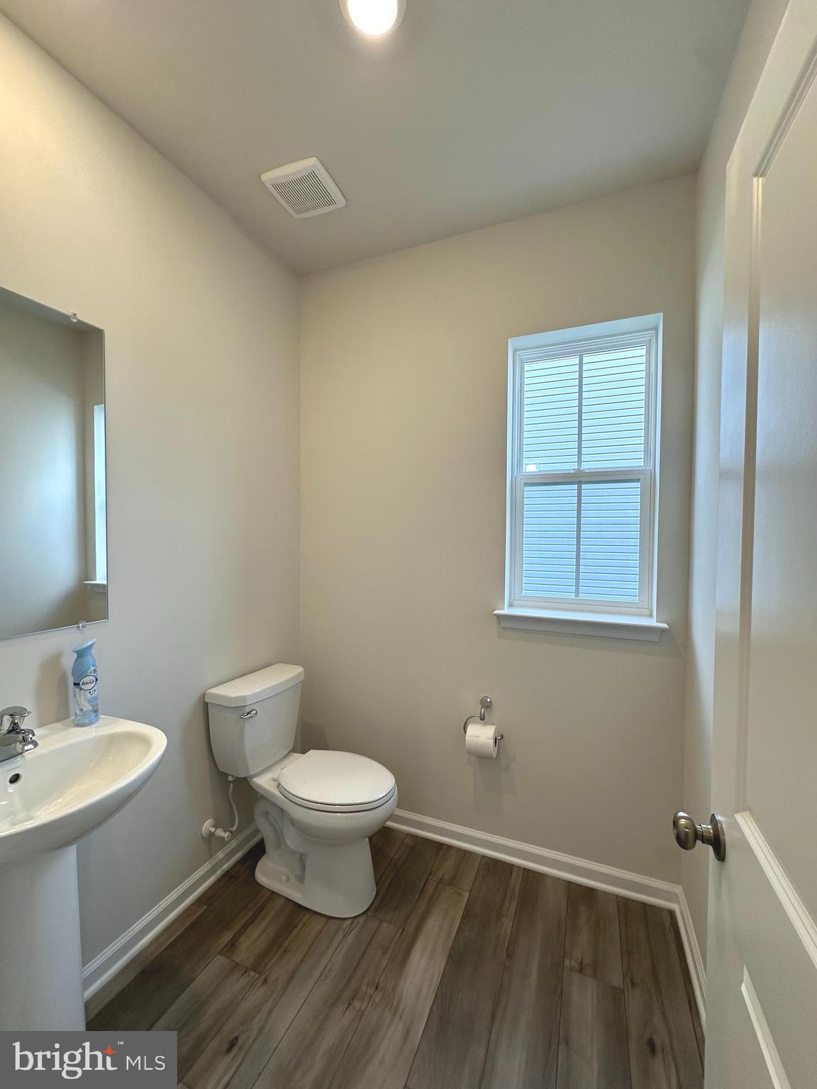 RED CLOVER MEADOWS - Residential Lease