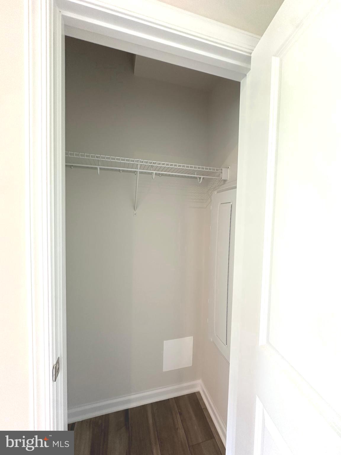 RED CLOVER MEADOWS - Residential Lease