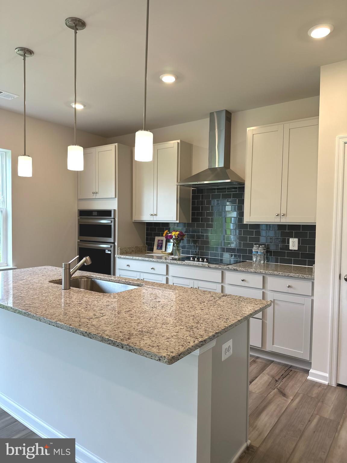 RED CLOVER MEADOWS - Residential Lease