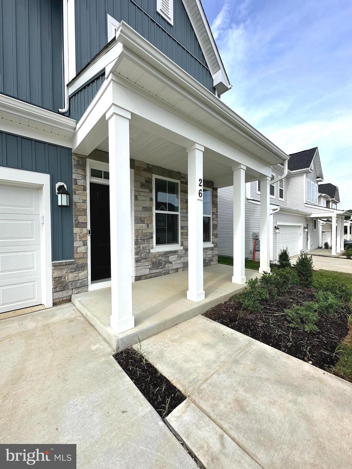 RED CLOVER MEADOWS - Residential Lease