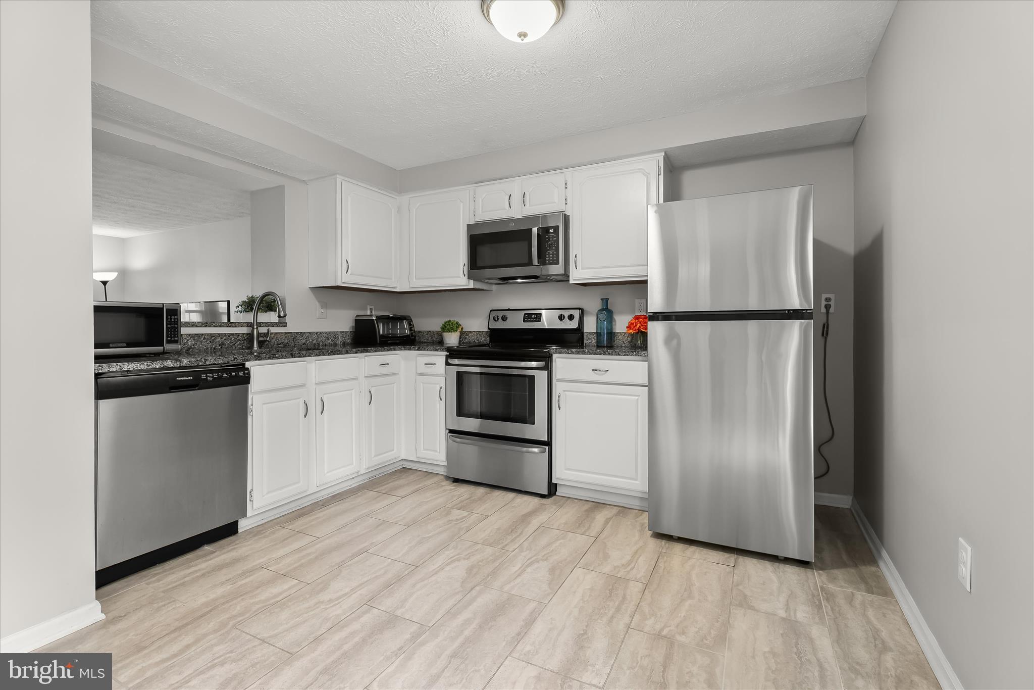 PARKVIEW TRAIL - Residential