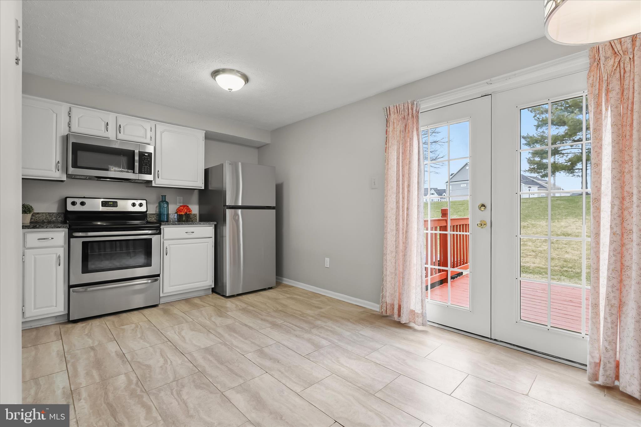 PARKVIEW TRAIL - Residential