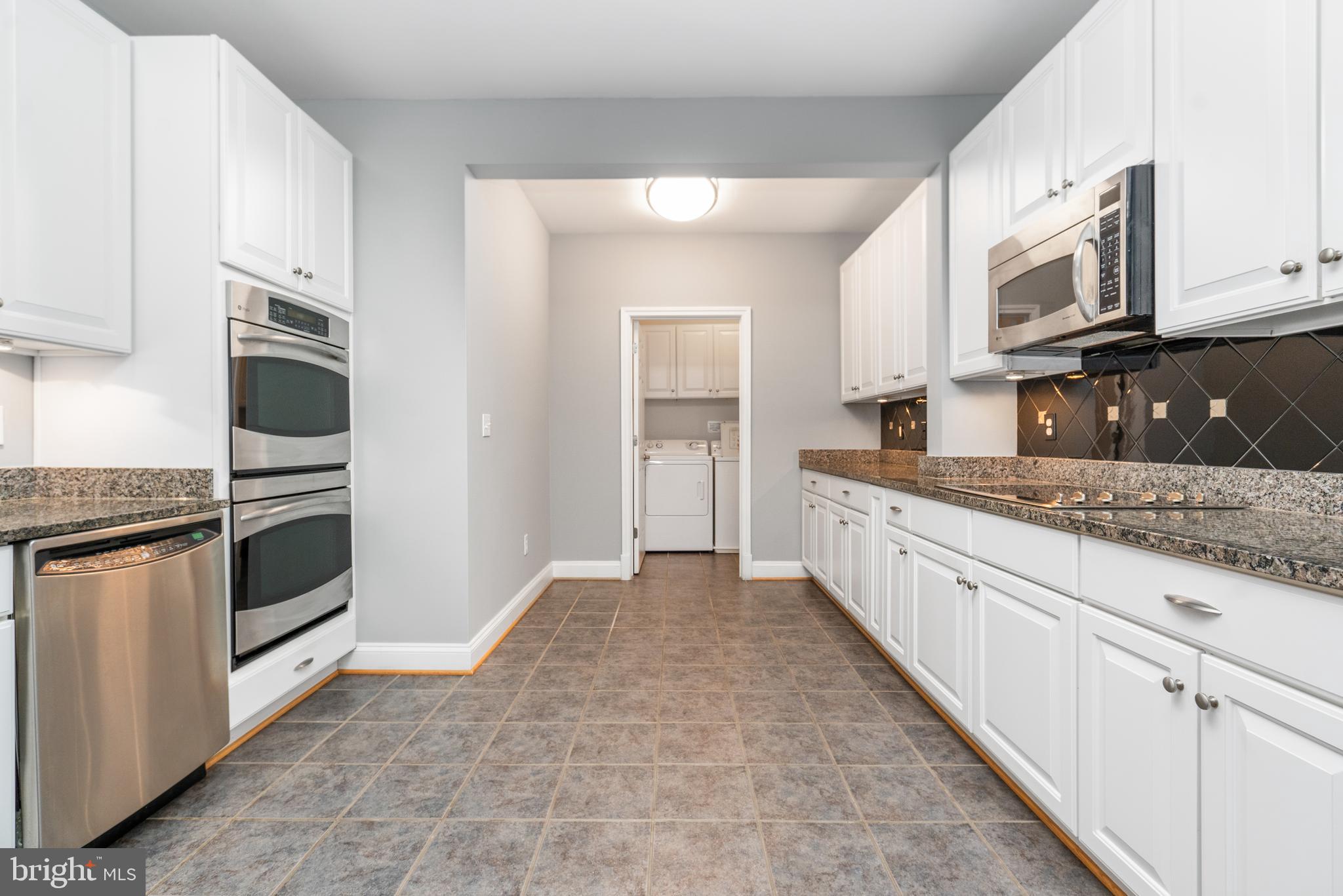 THE BLUFFS AT QUARRY LAKE - Residential