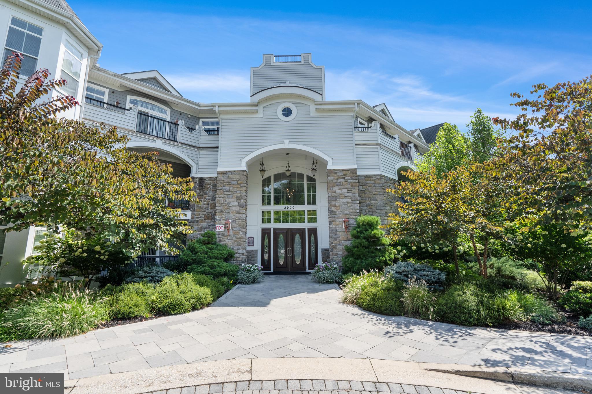 THE BLUFFS AT QUARRY LAKE - Residential