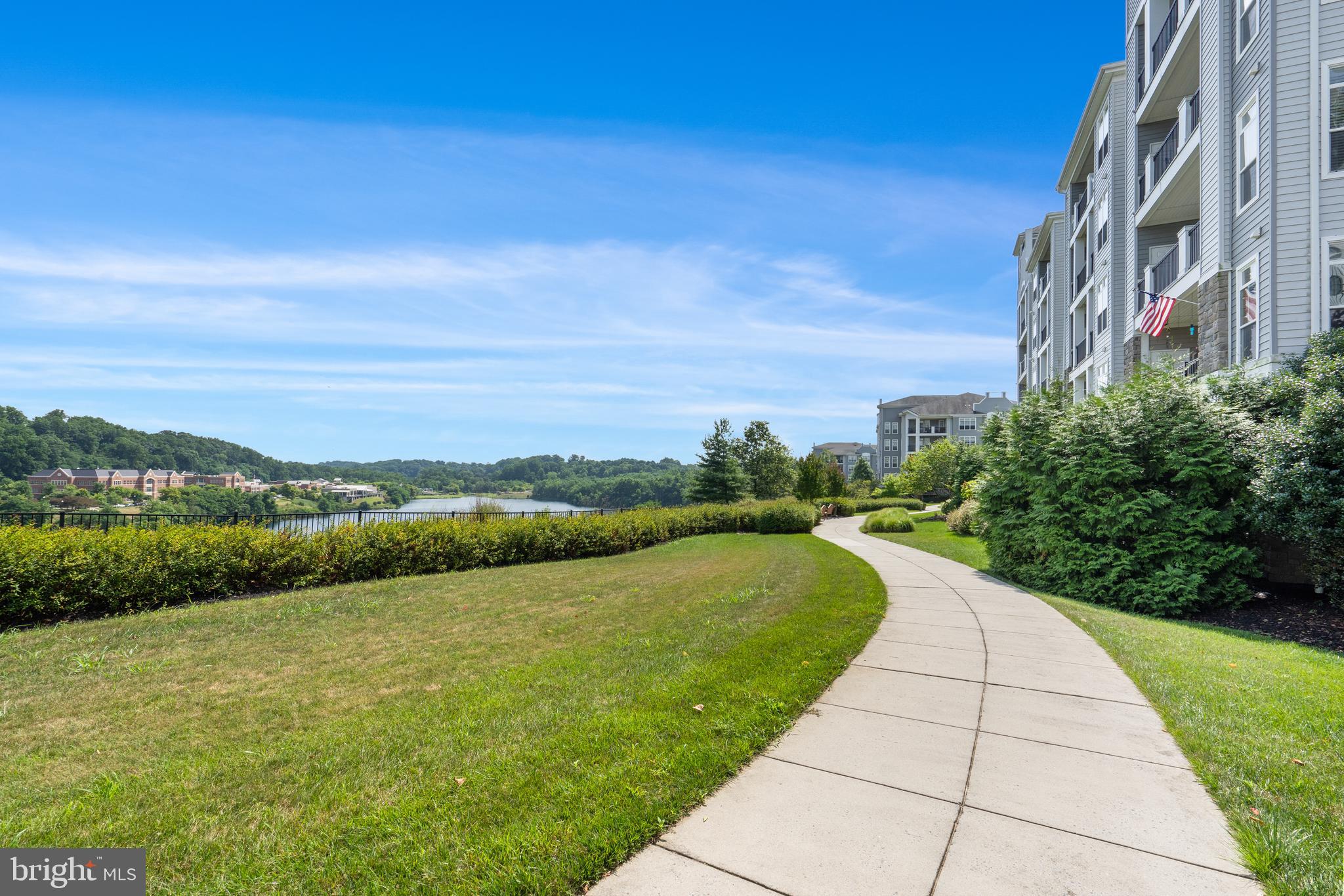 THE BLUFFS AT QUARRY LAKE - Residential