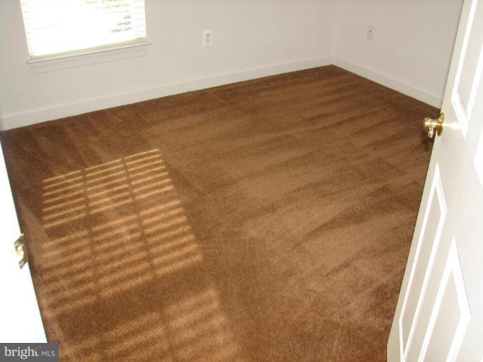 MADDEX FARM - Residential Lease