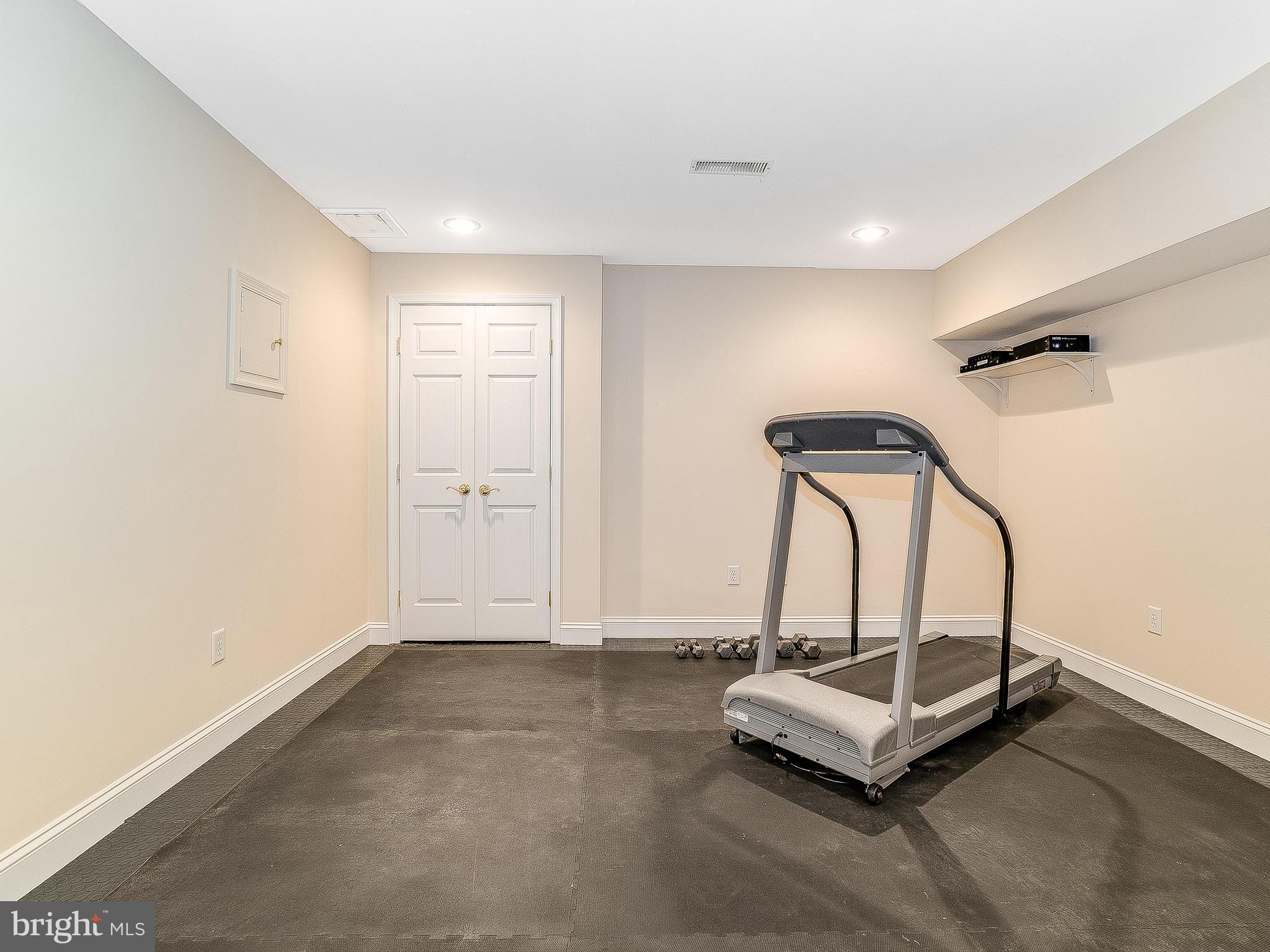 HUNT VALLEY - Residential