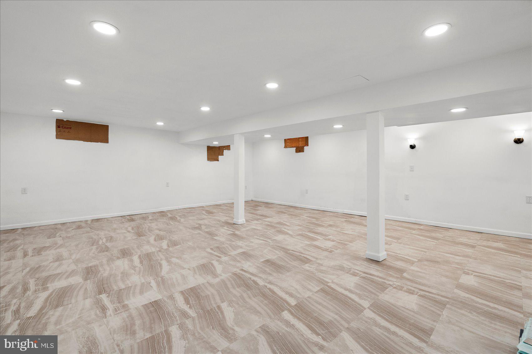 DISCOVERY ACRES - Residential