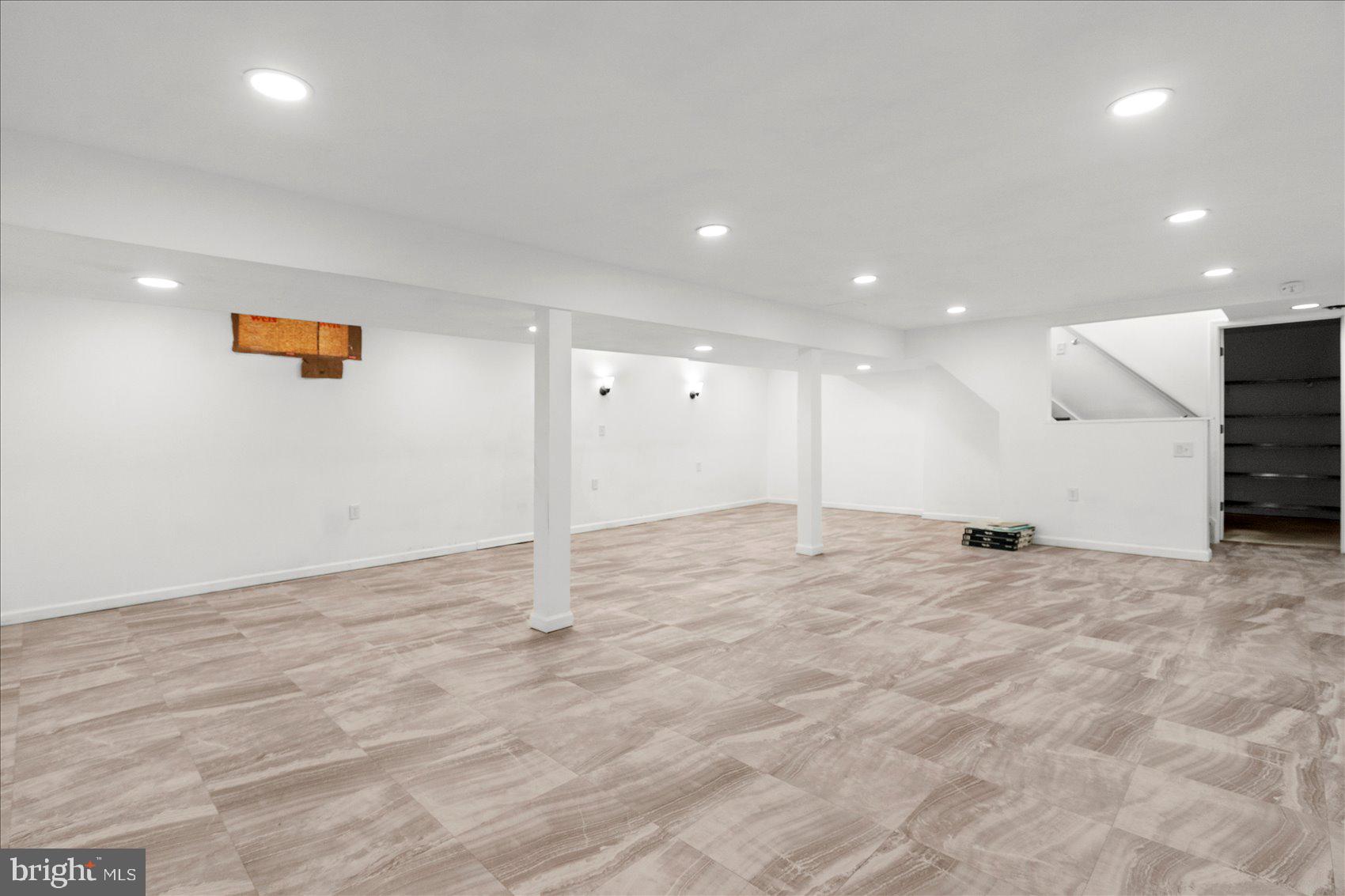 DISCOVERY ACRES - Residential