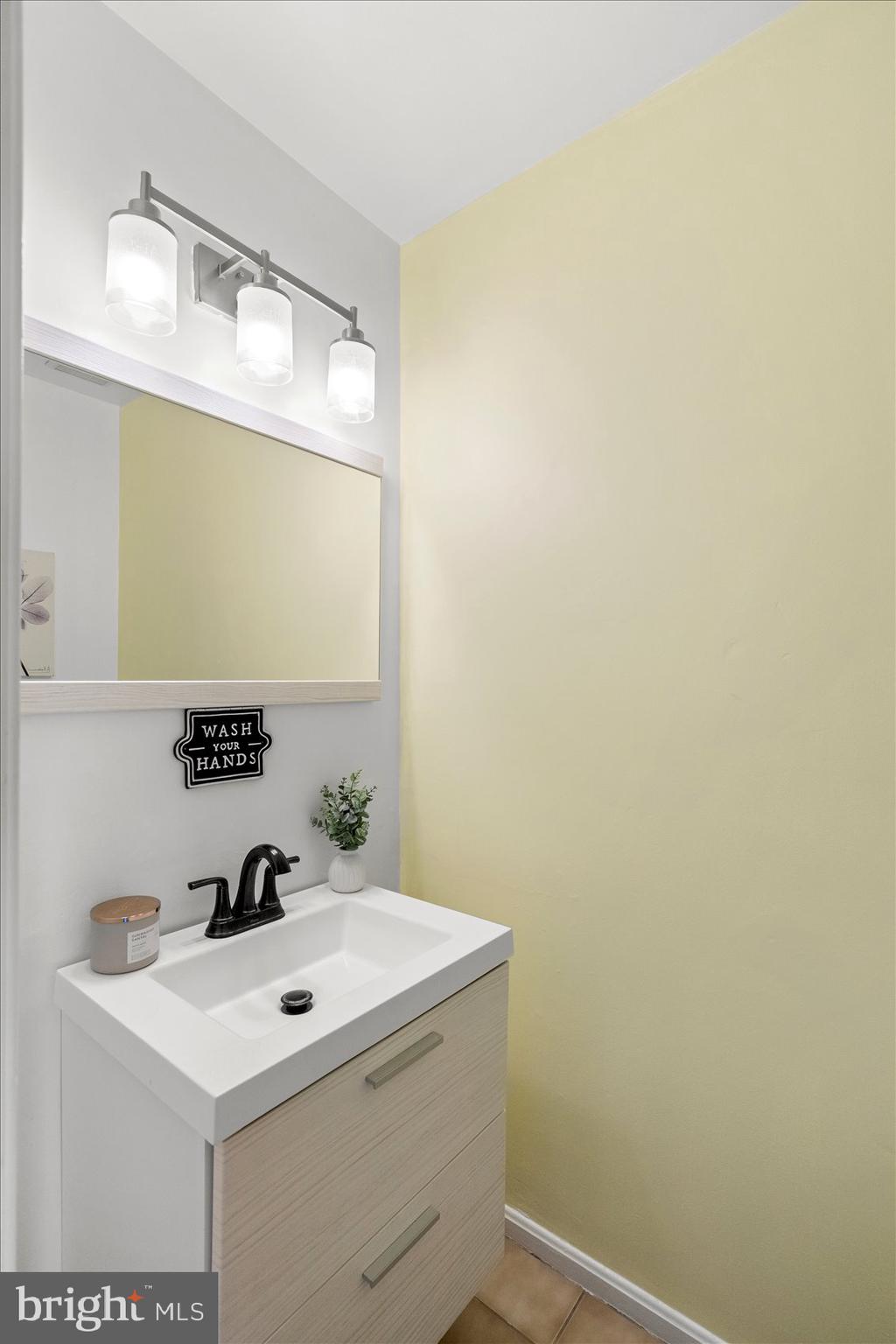 DISCOVERY ACRES - Residential