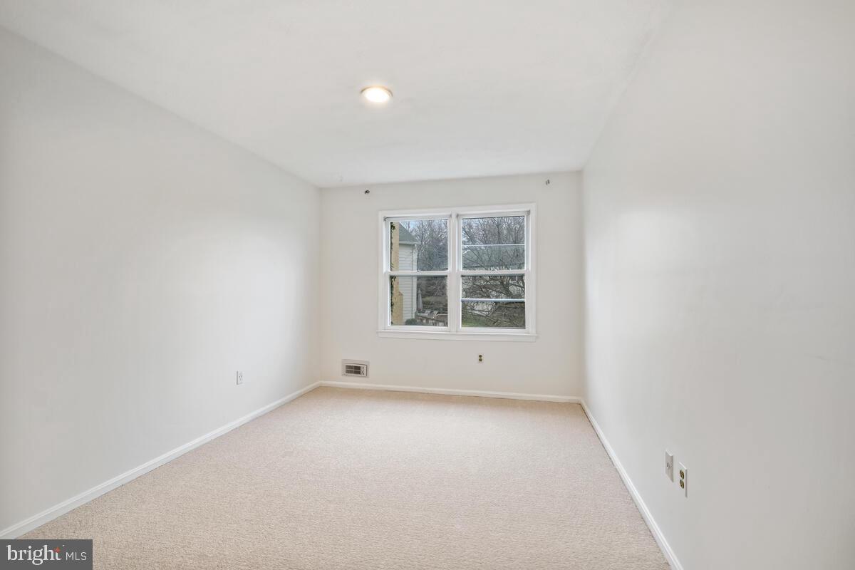 OLD FARM - Residential