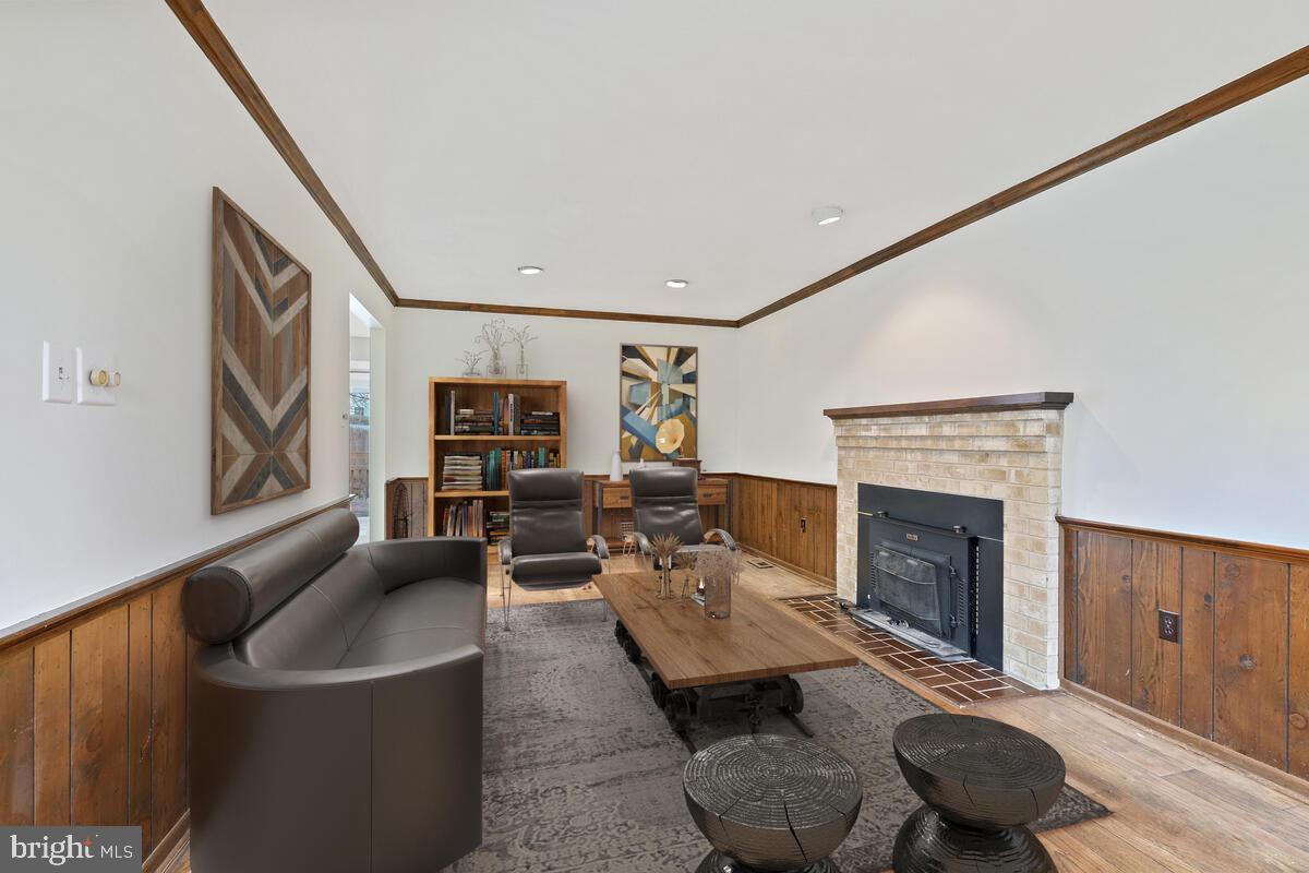 OLD FARM - Residential