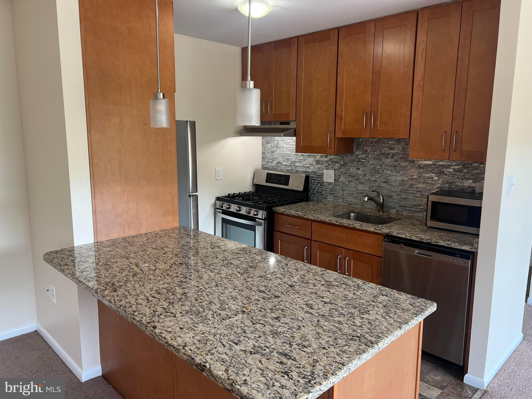 BETHESDA PARK - Residential Lease