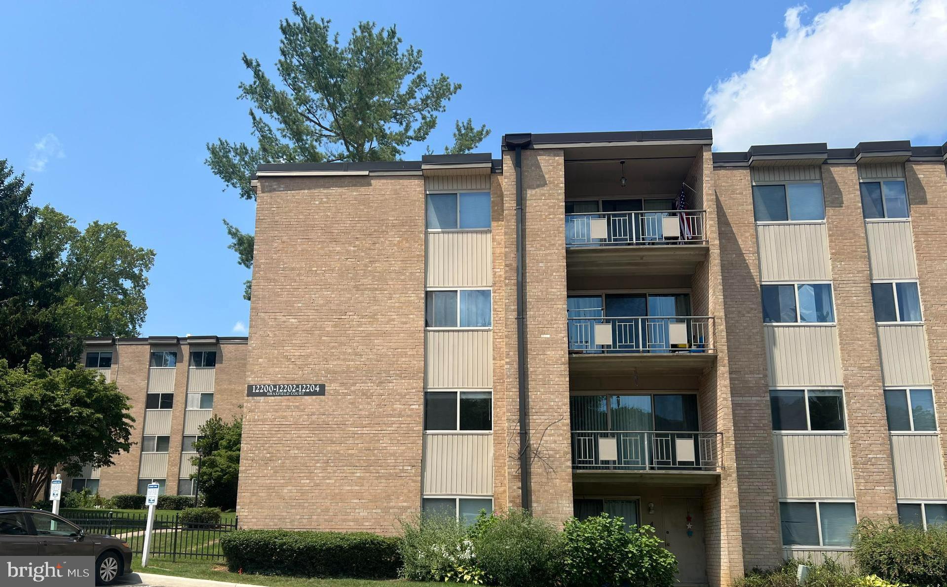 BETHESDA PARK - Residential Lease