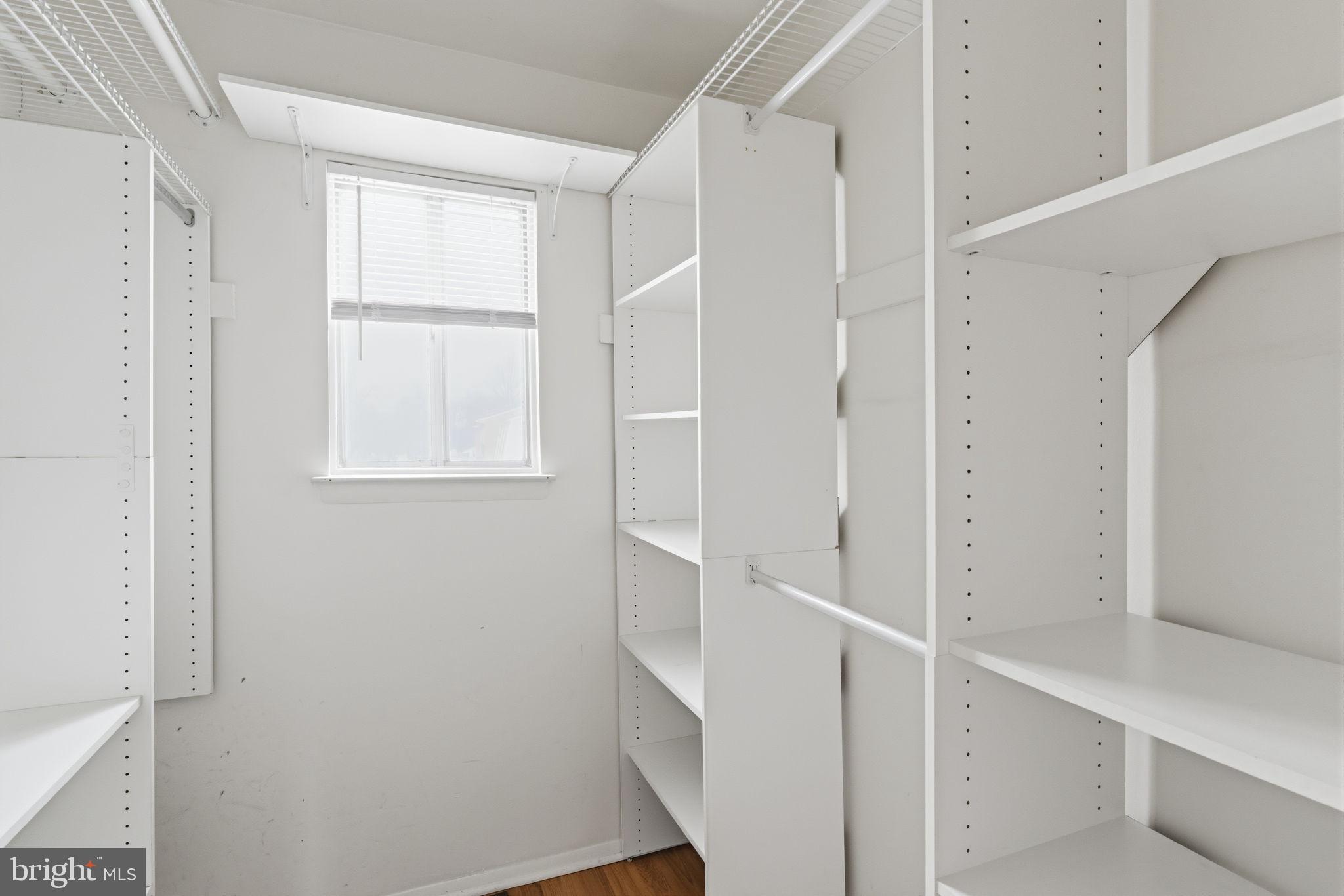 COUNTY DOWNE - Residential