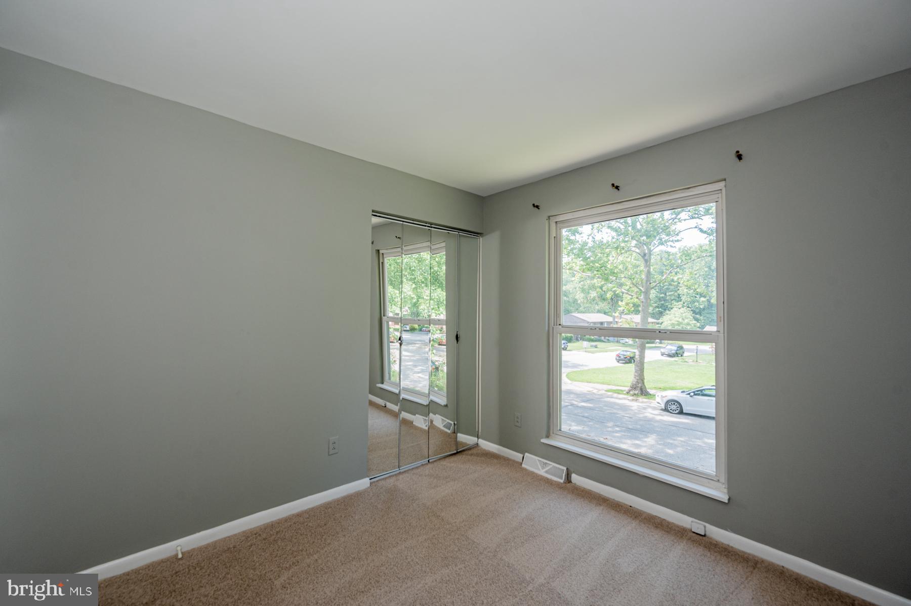 OAKLAND MILLS - Residential