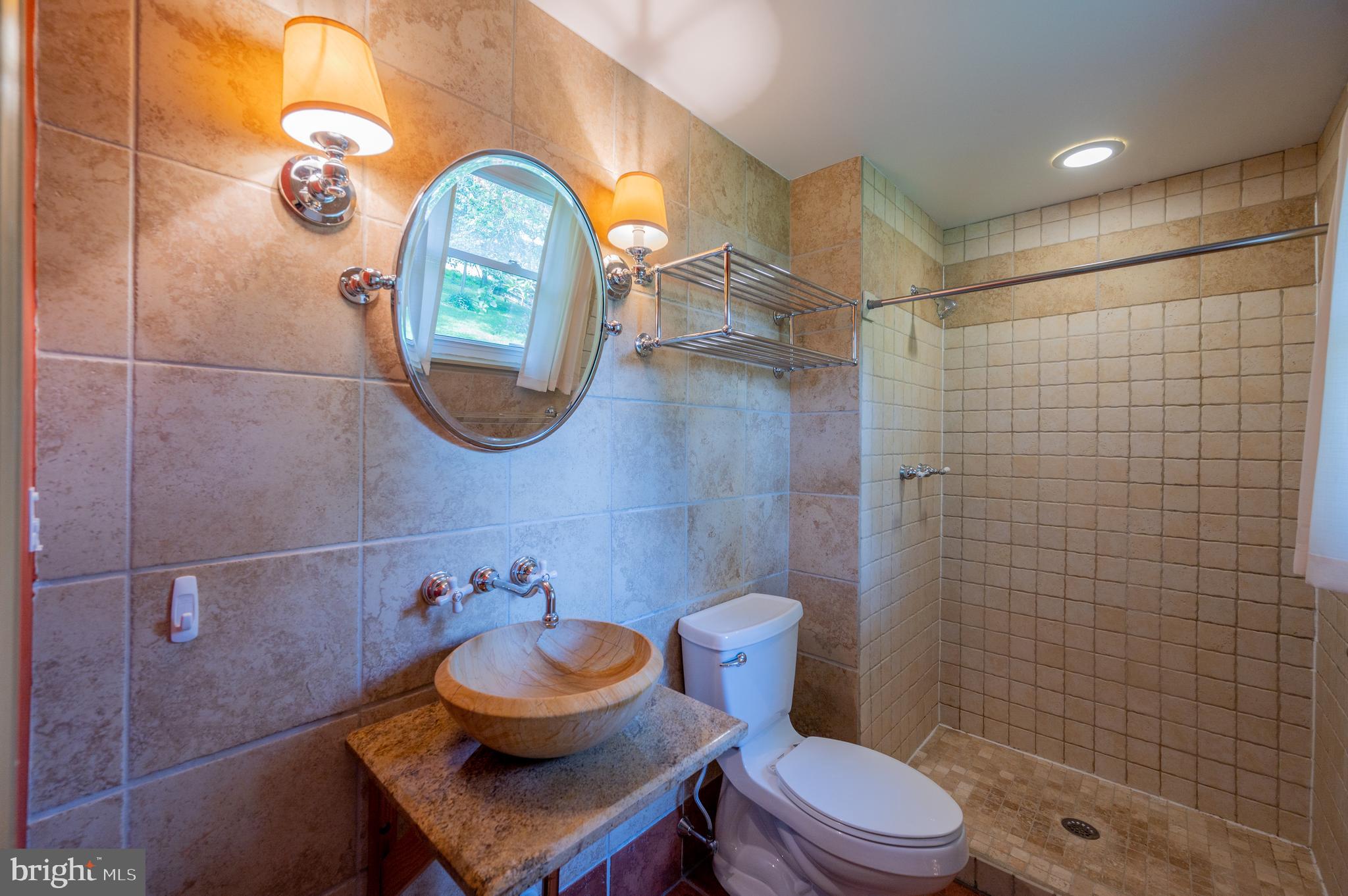 OAKLAND MILLS - Residential