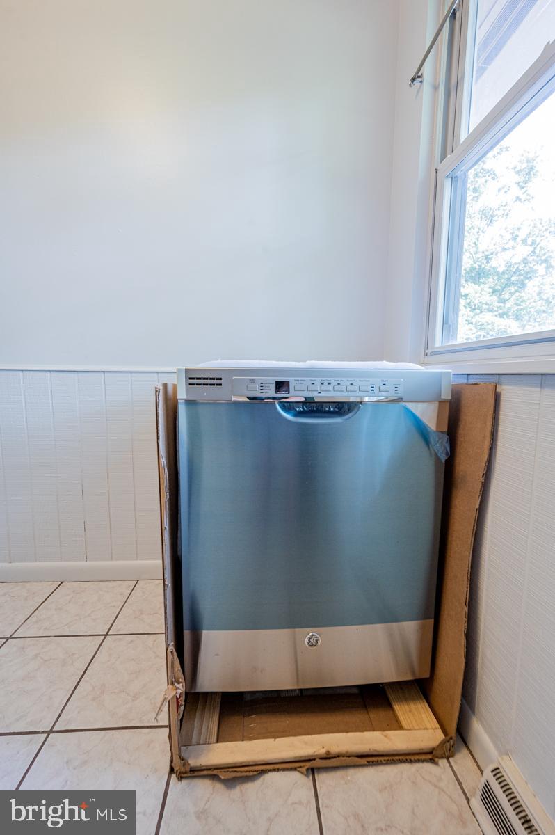 OAKLAND MILLS - Residential