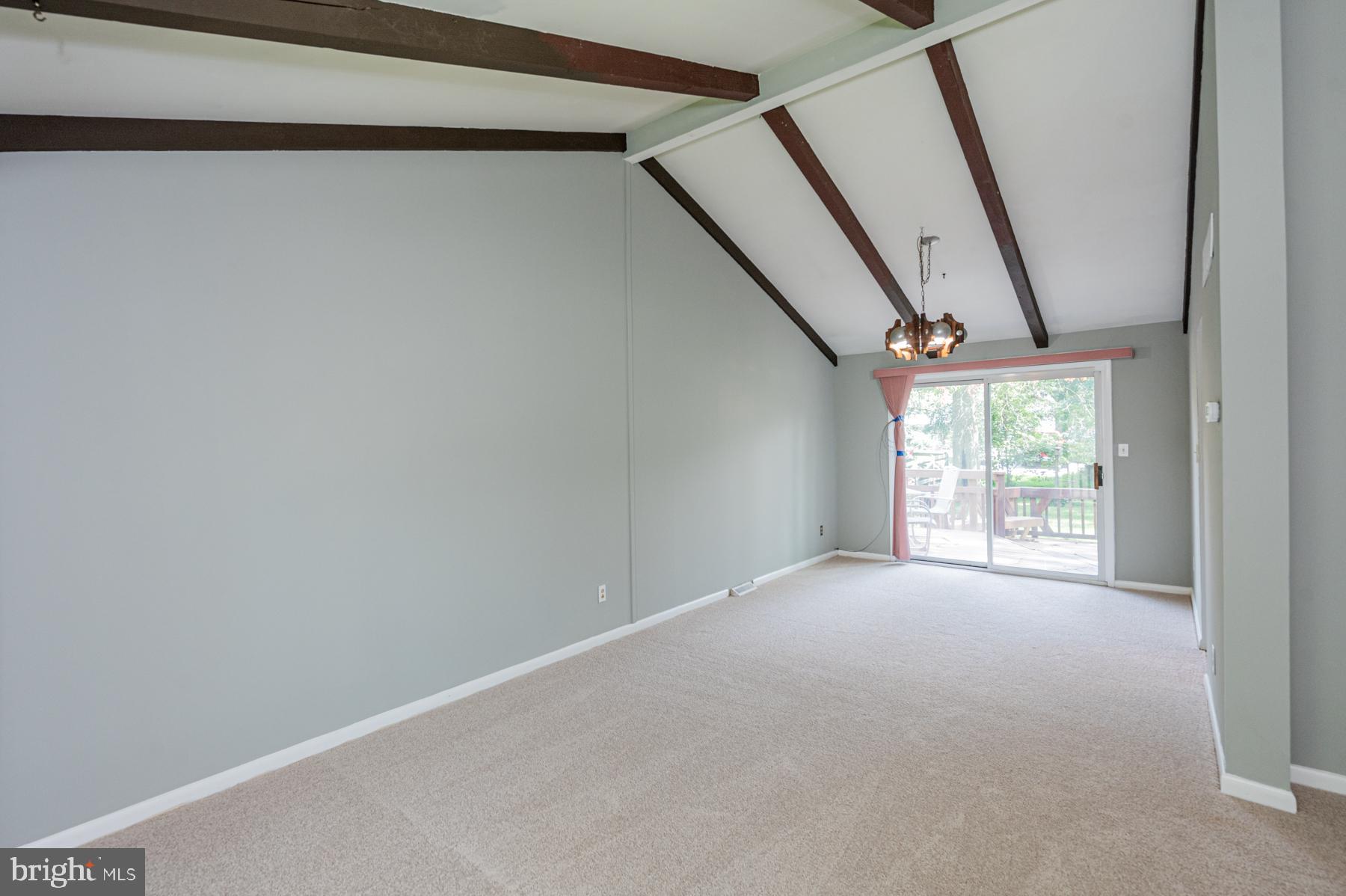 OAKLAND MILLS - Residential