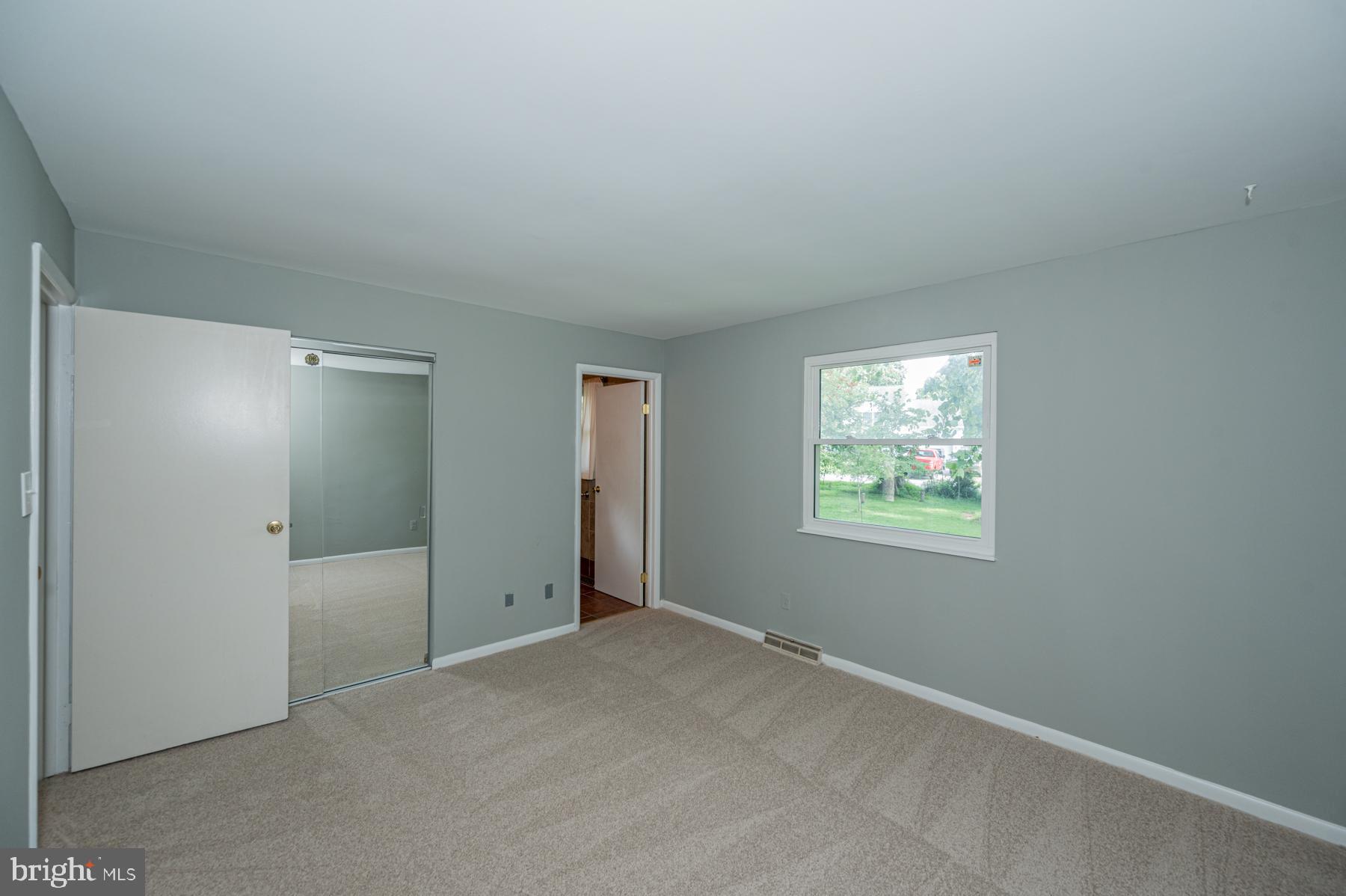 OAKLAND MILLS - Residential