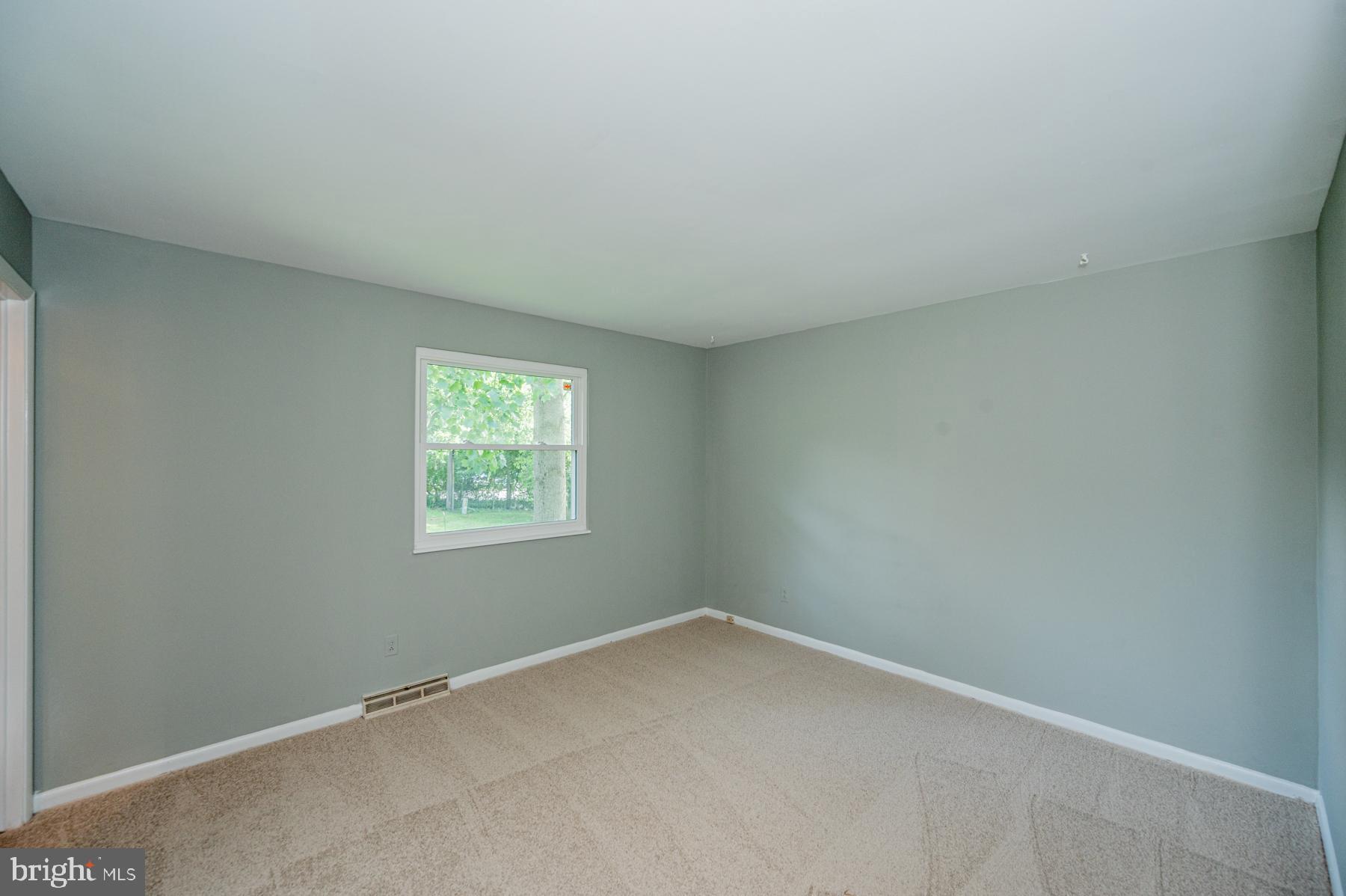 OAKLAND MILLS - Residential