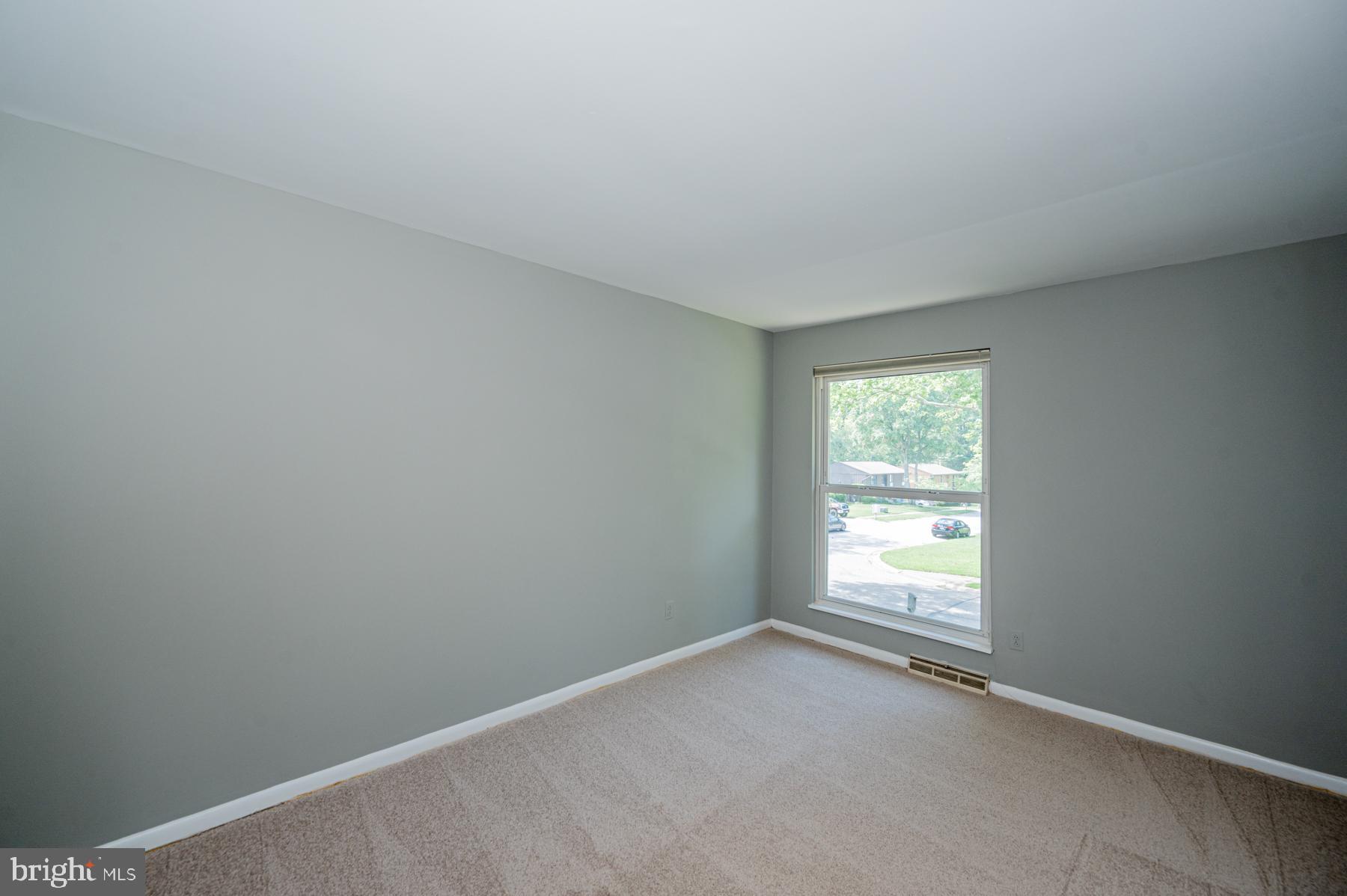 OAKLAND MILLS - Residential