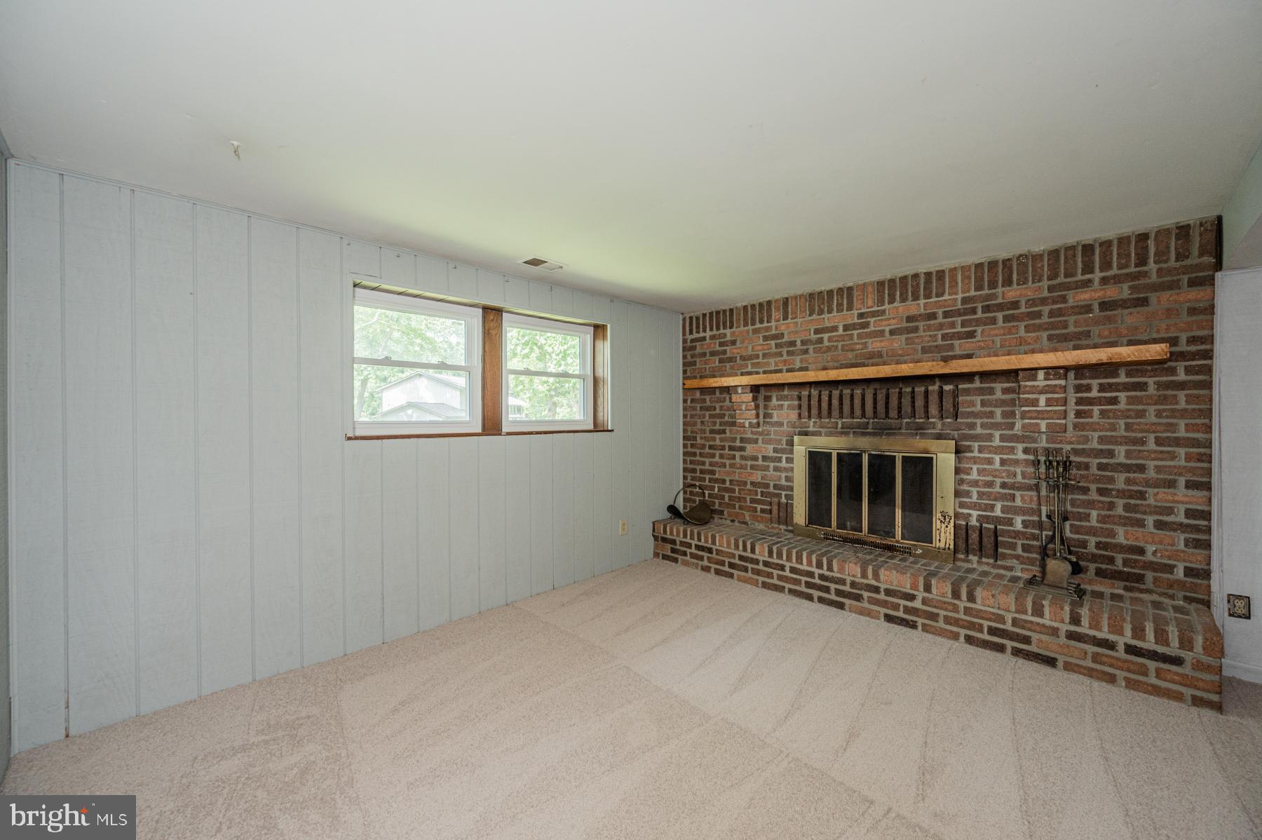 OAKLAND MILLS - Residential